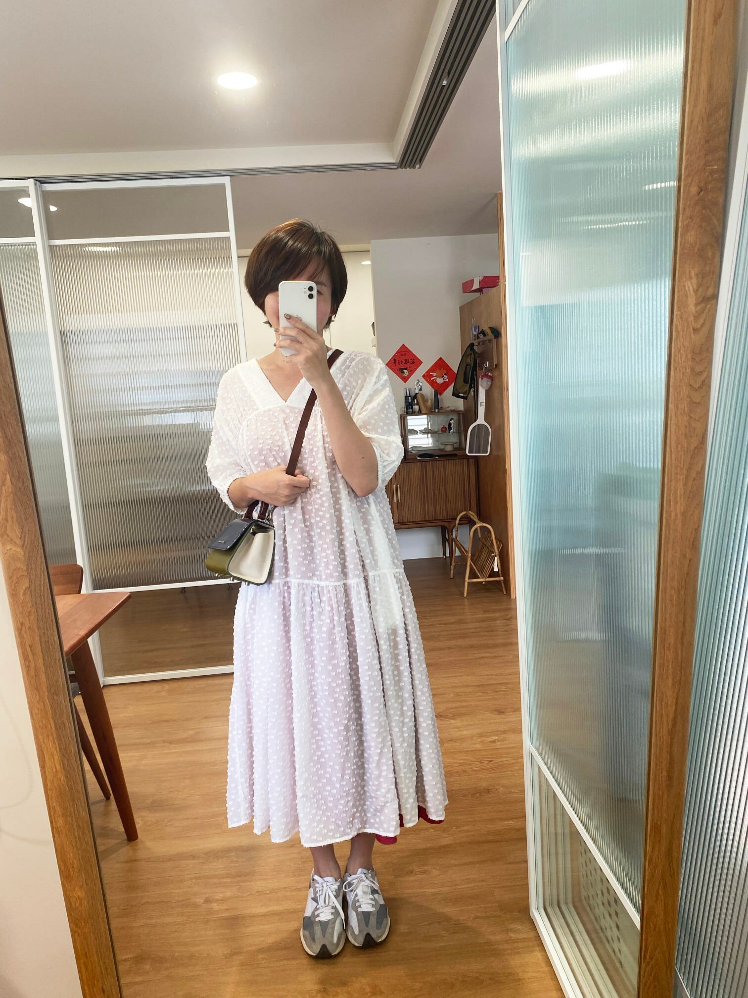 淺海泡沫V口洋裝-海鷗