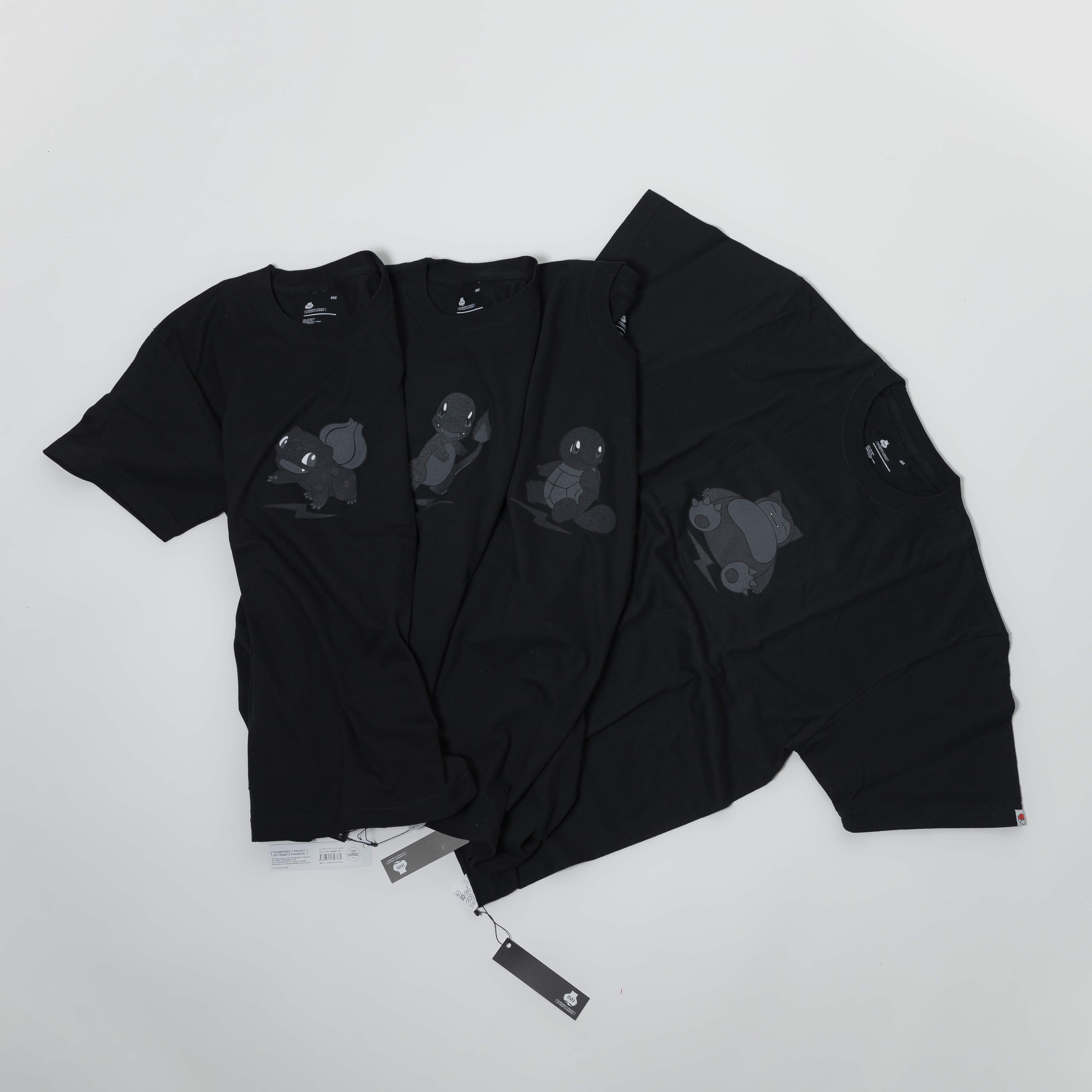 -(E13d03)-FRAGMENT & POKEMON THUNDERBOLT PROJECT 暗黑寶可夢短T