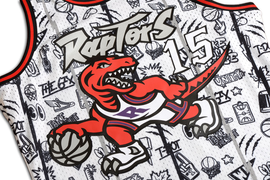 Mitchell & Ness 多倫多暴龍隊 Vince Carter Doodle Swingman 球衣