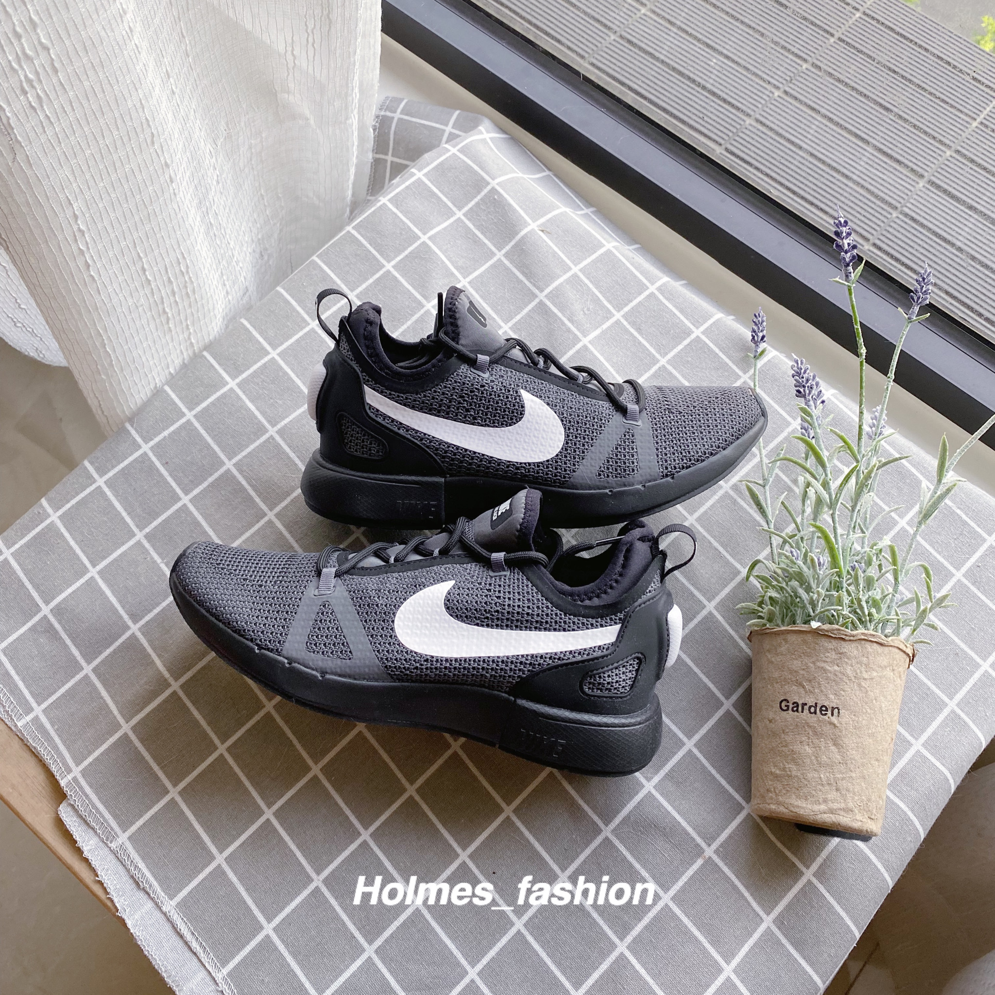 nike duel racer black