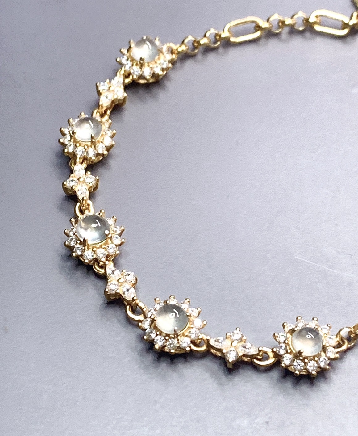 花開了丨高冰種白翡翠手鍊