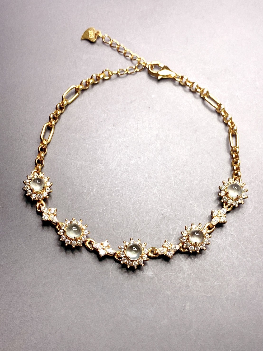 花開了丨高冰種白翡翠手鍊