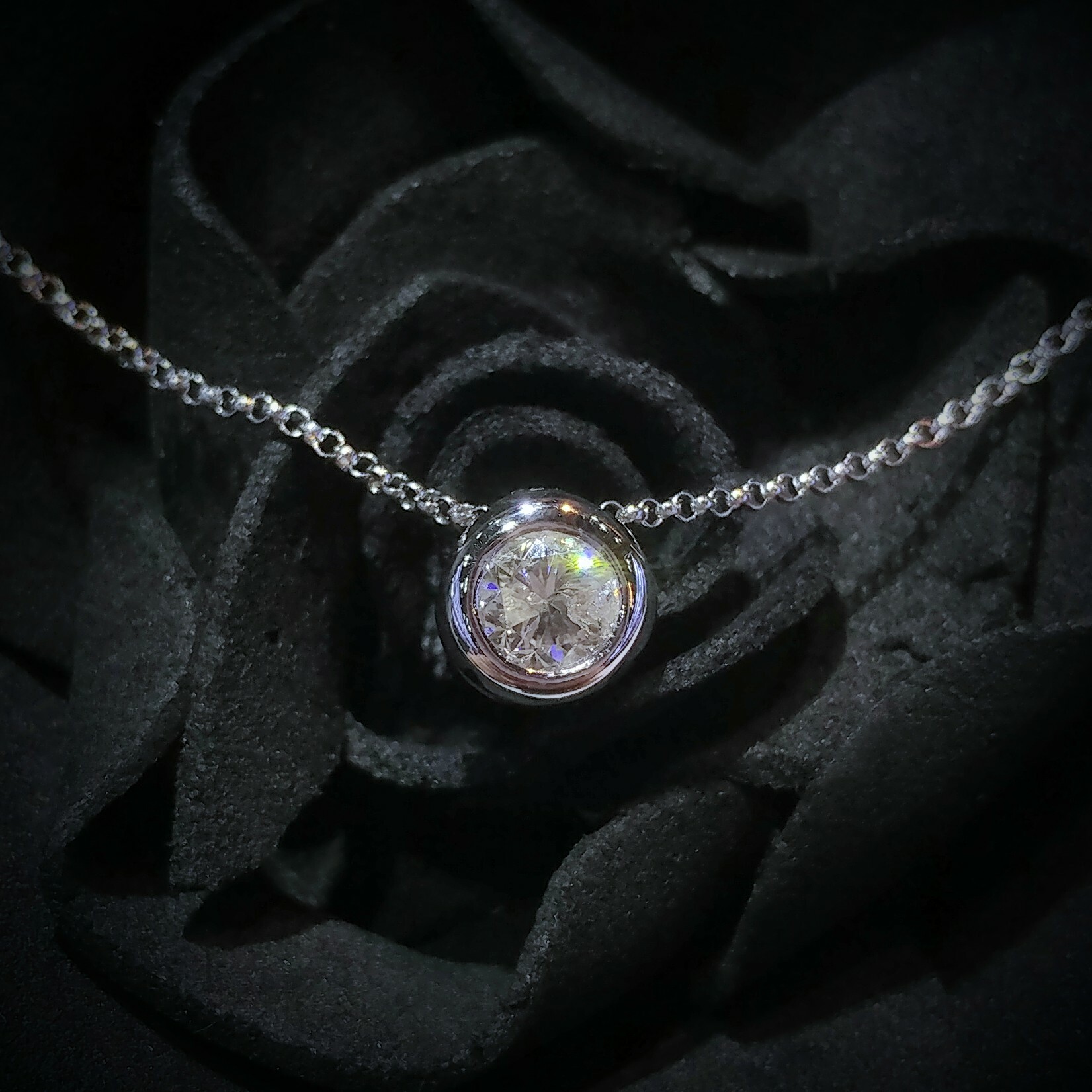 全新18K白金【單粒56份鑽石】吊墜