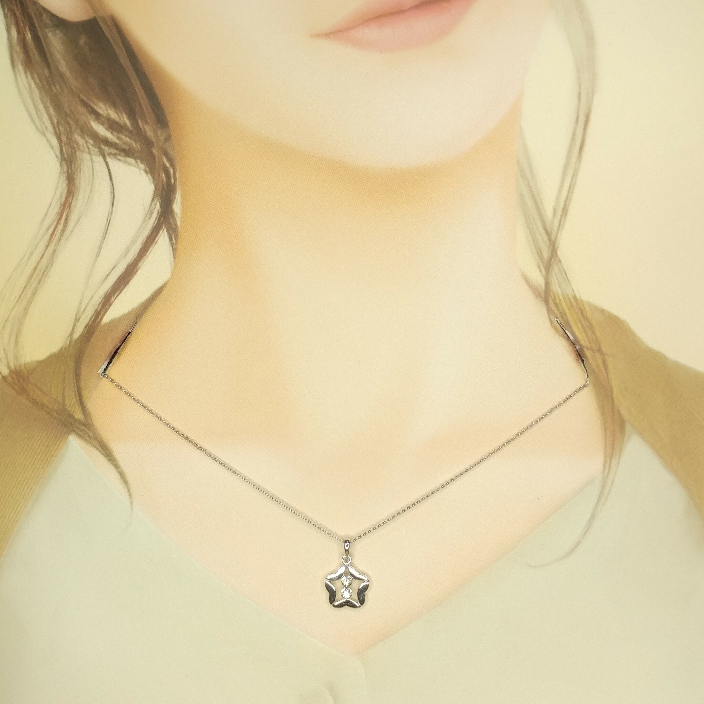 14K White Gold 0.09ct Diamond Pendant