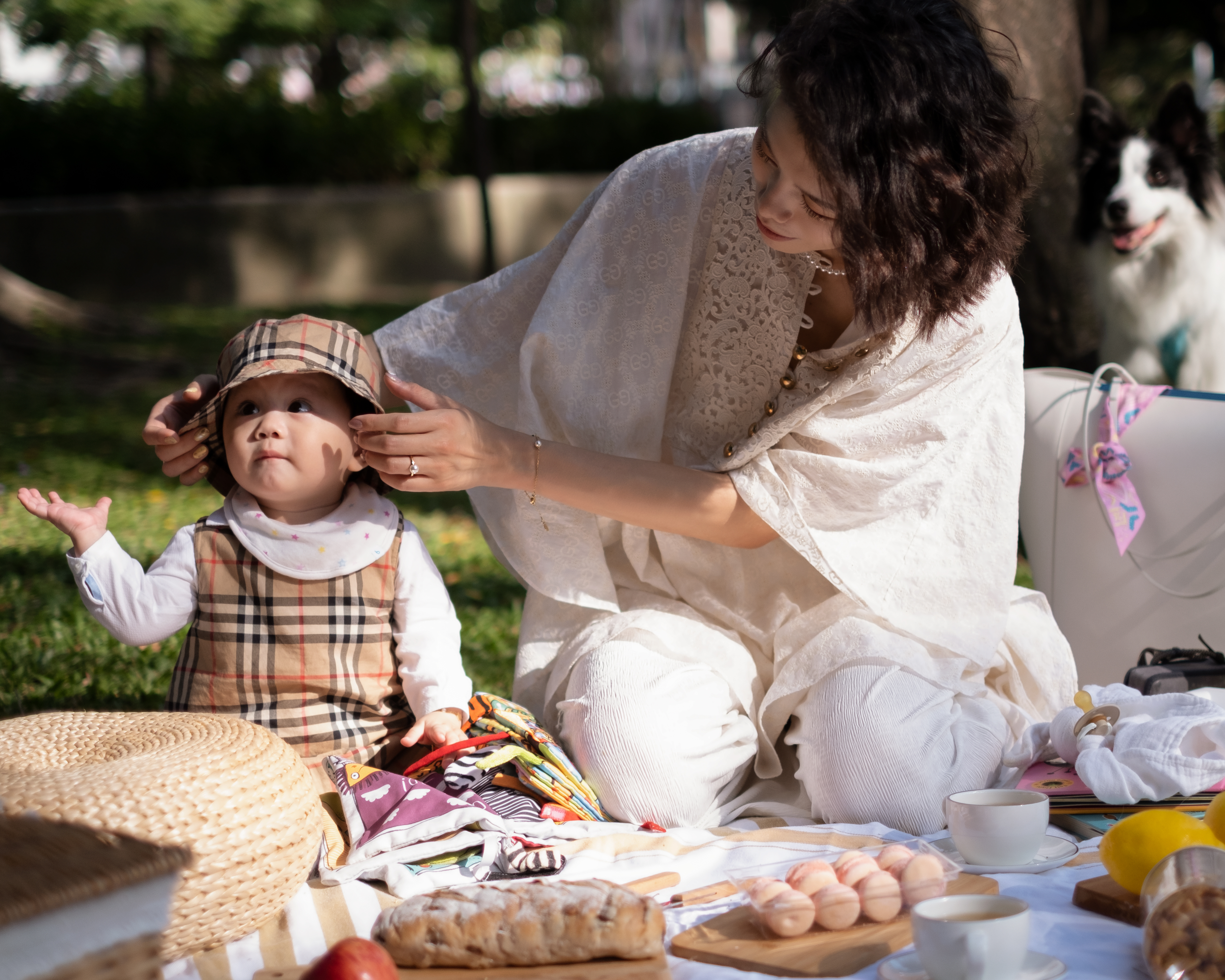 母親節訪問(,)珍珠項鍊(,)母親節禮物(,)母女手鍊(,)珍珠手鍊(,)嬰兒手鍊(,)媽媽與小孩(,)親子時間