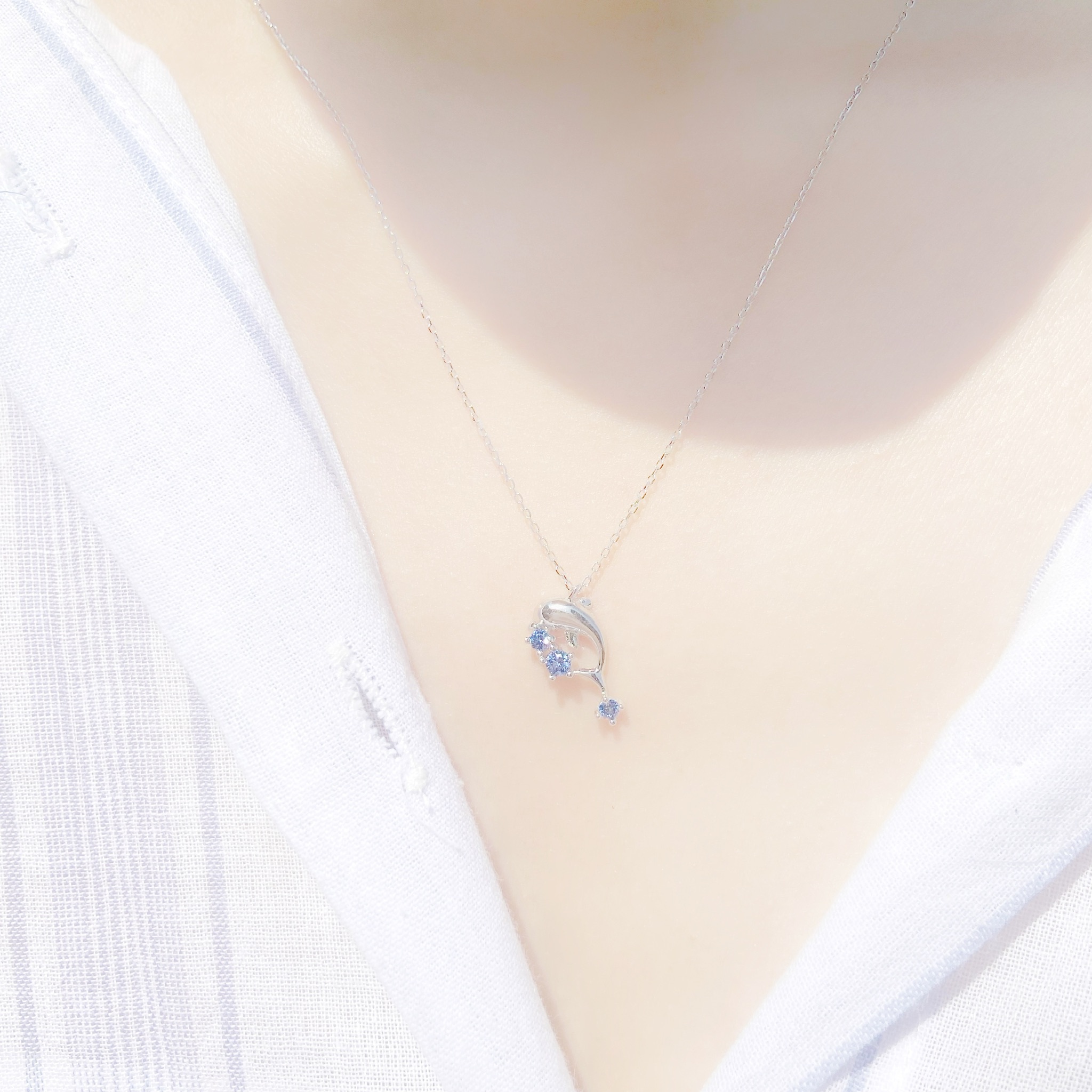 | 925純銀・厚鍍白金・ 厚鍍玫瑰金 | 小海豚與水花項鍊 (銀/玫瑰金) | NE0530 |