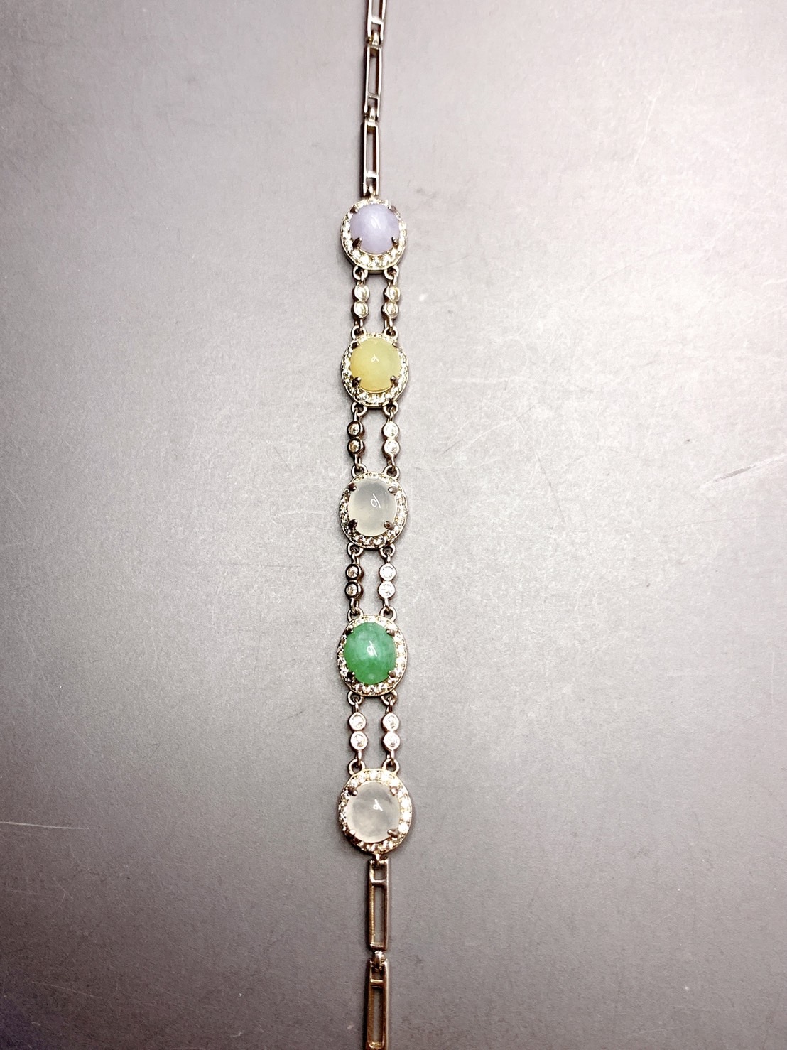 多寶呈祥丨高冰種多色翡翠銀手鍊