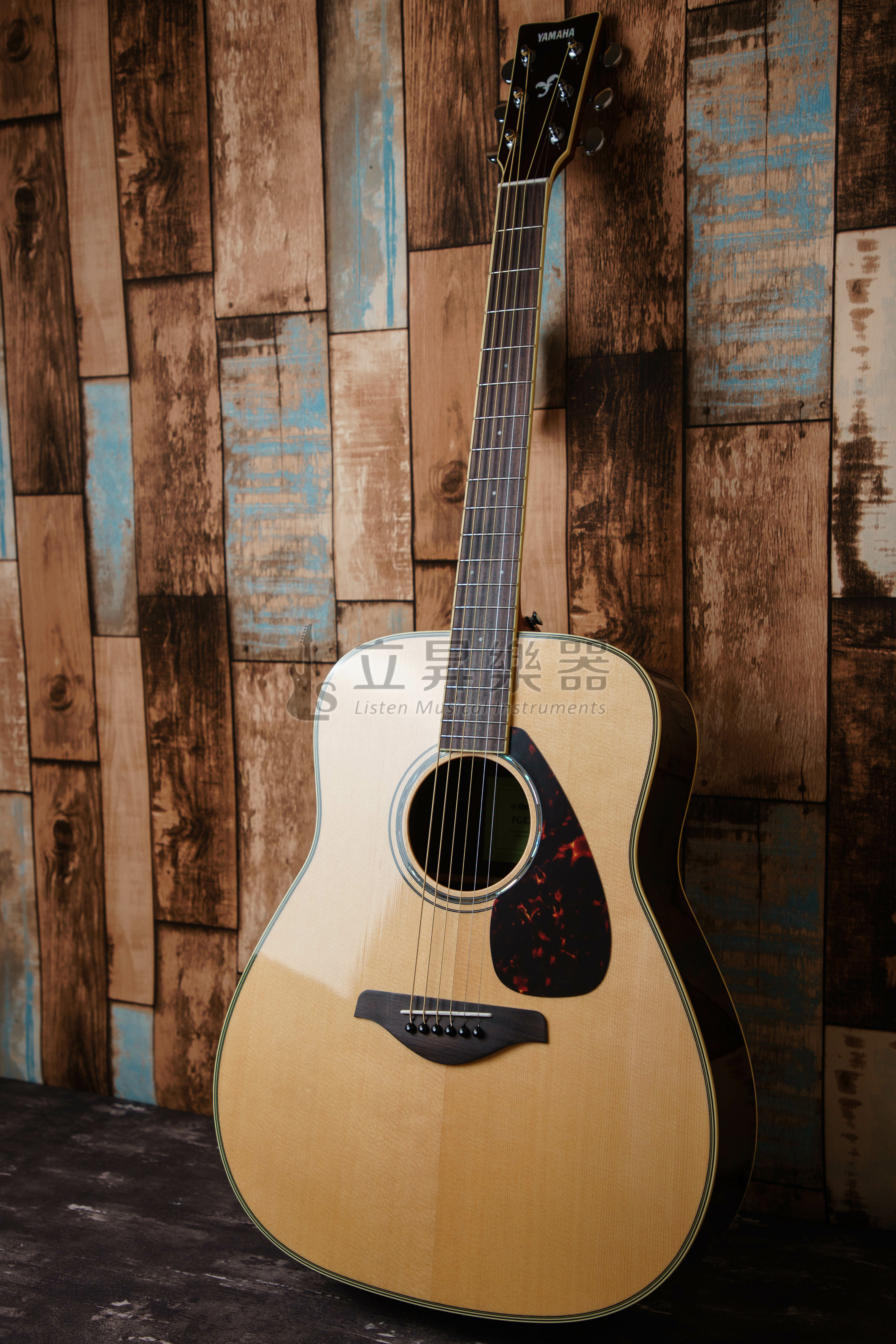 YAMAHA FG830 系列 雲杉木面單板 玫瑰木側背板 全新扇形音樑支撐設計 附原廠琴袋 ｜ NT 原木色 / TBS 菸草咖啡夕陽漸層色