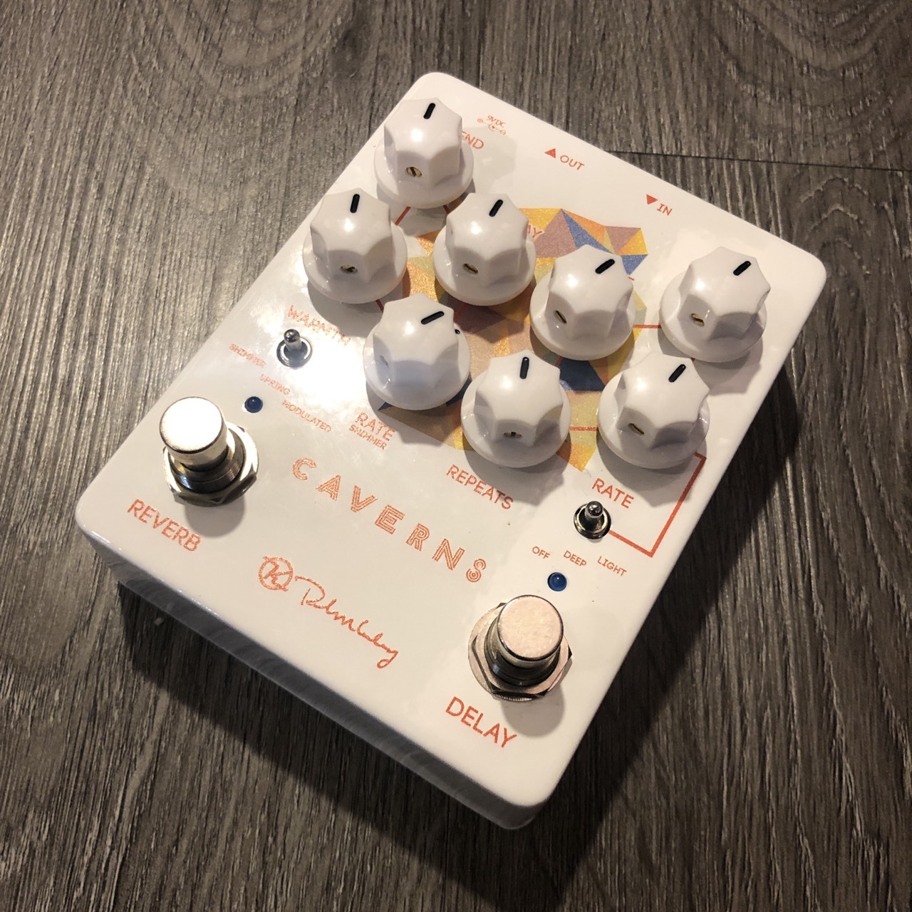 Keeley Caverns Delay Reverb v2 效果器