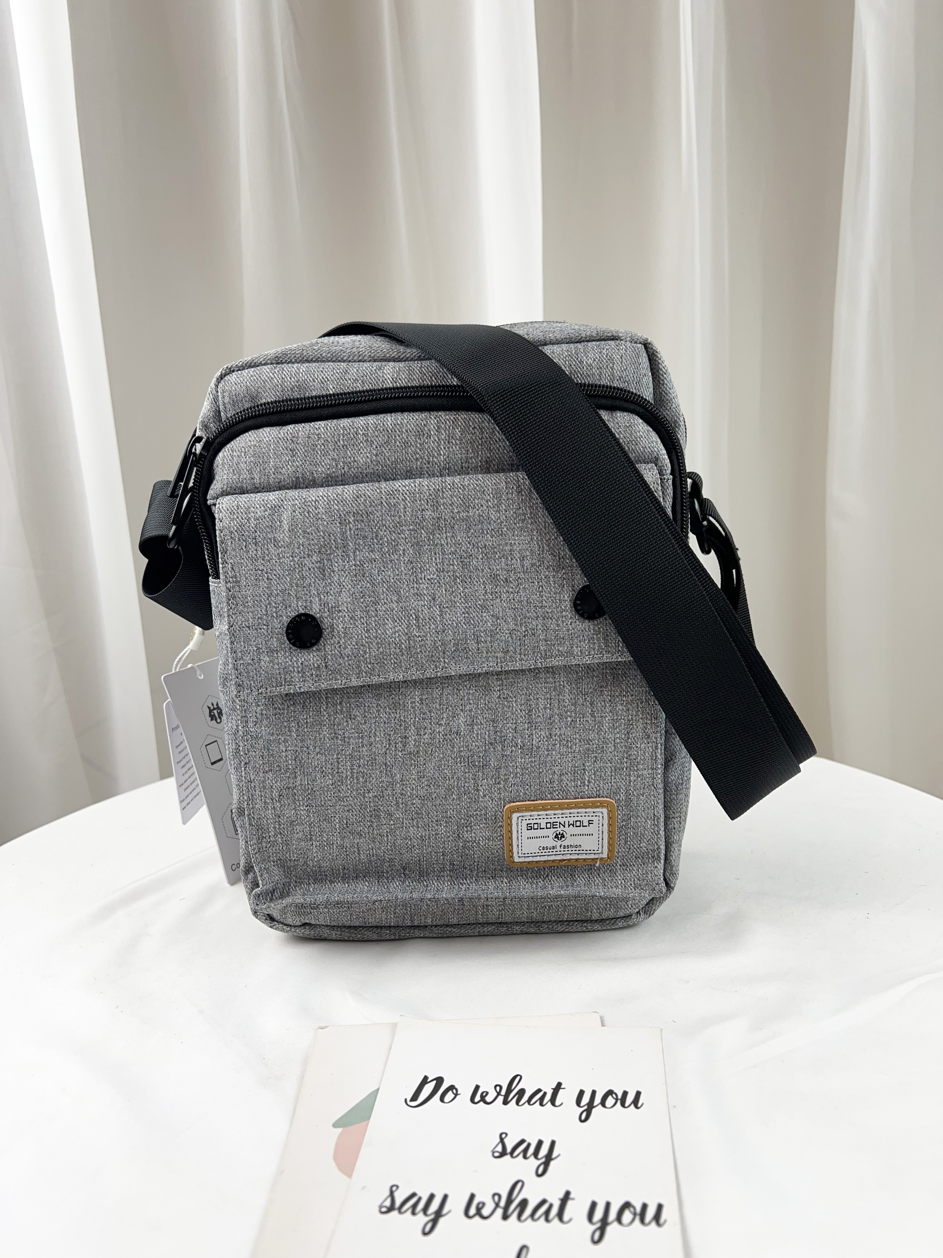 Goloen wolf 淺灰色 多功能男用側背包 #SM-GK0076
