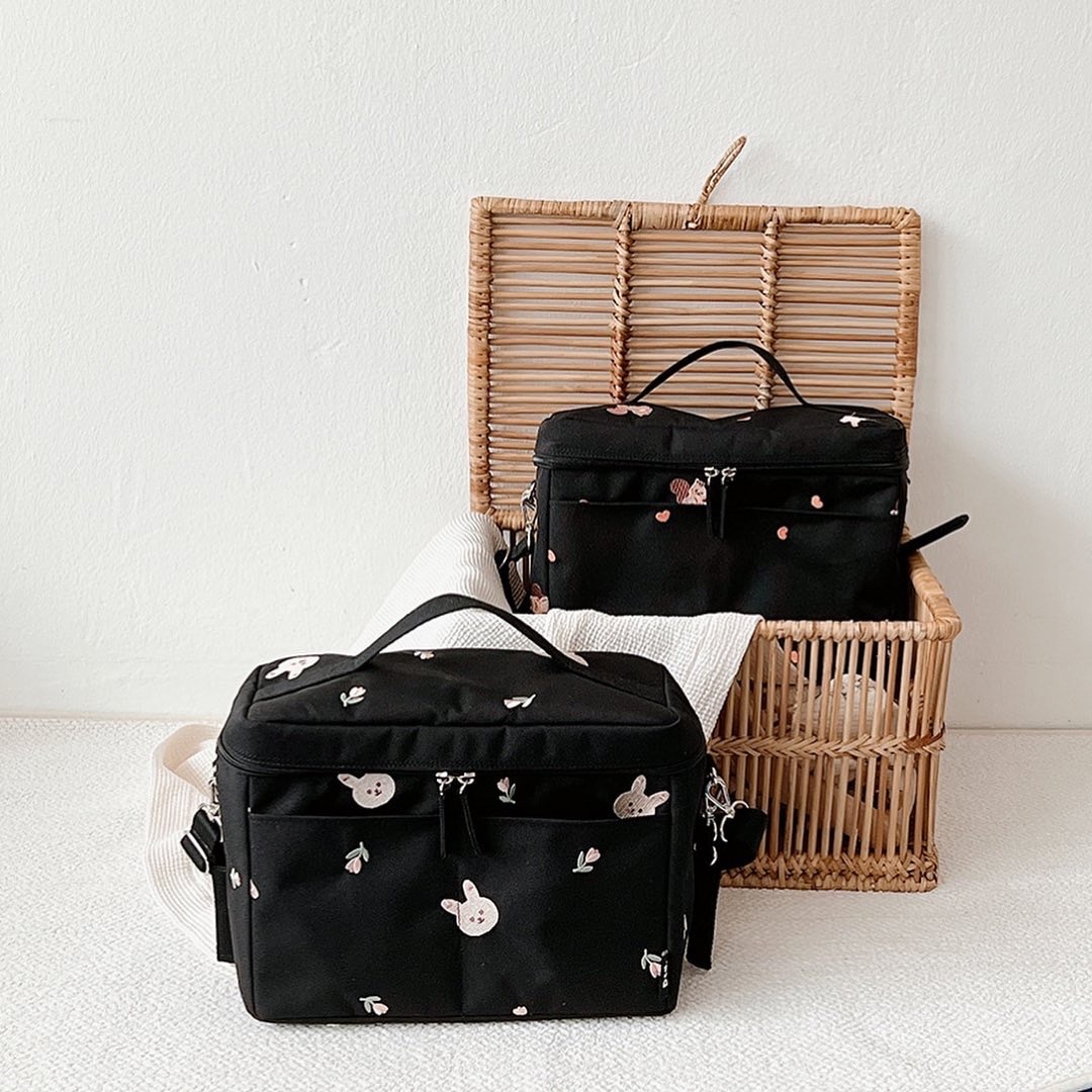 𝐃𝐨𝐭 𝐭𝐨 𝐃𝐨𝐭 黑色 兔仔媽媽袋