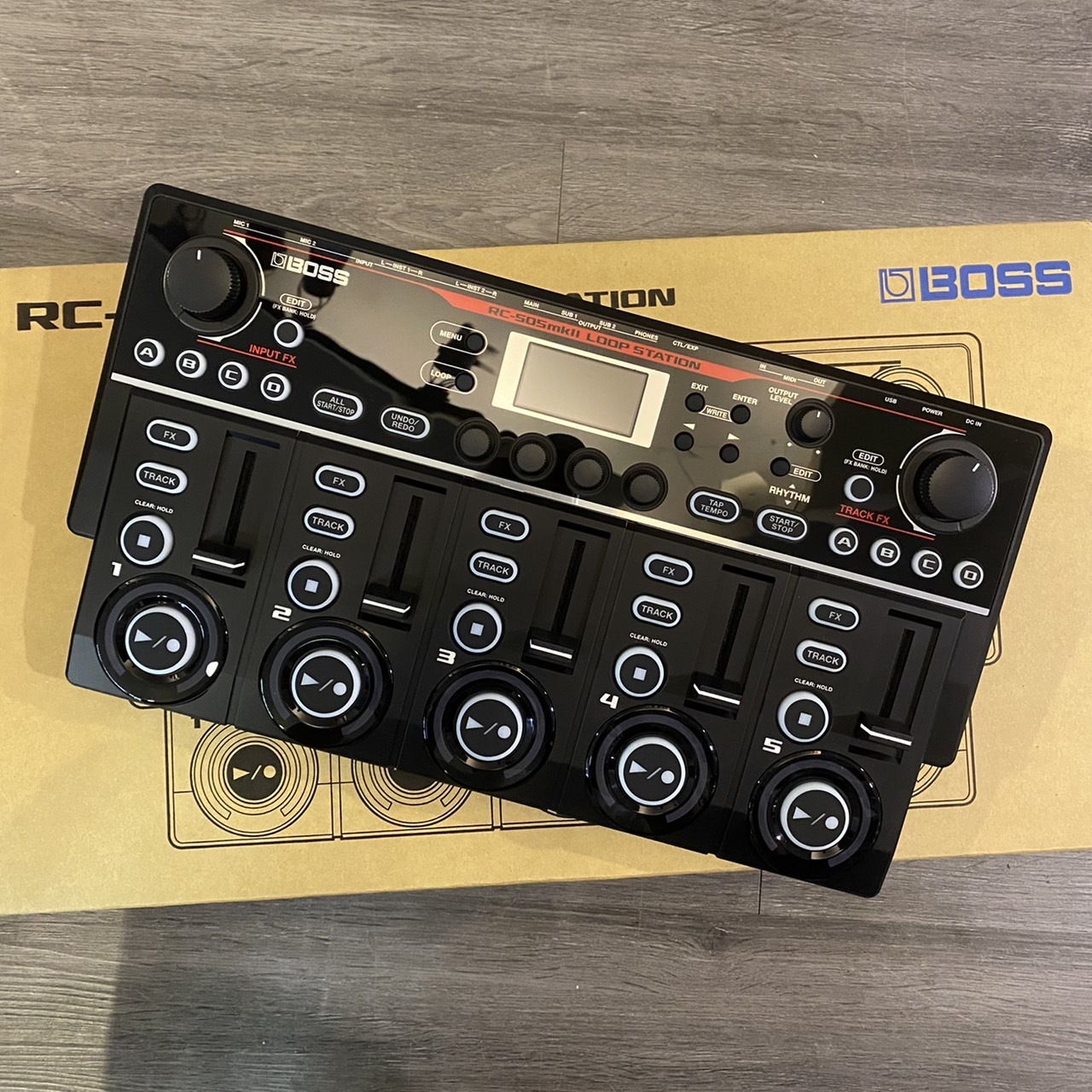 BOSS RC-505 MKII DJ循環樂句錄音工作站附原廠變壓器Beat box必備