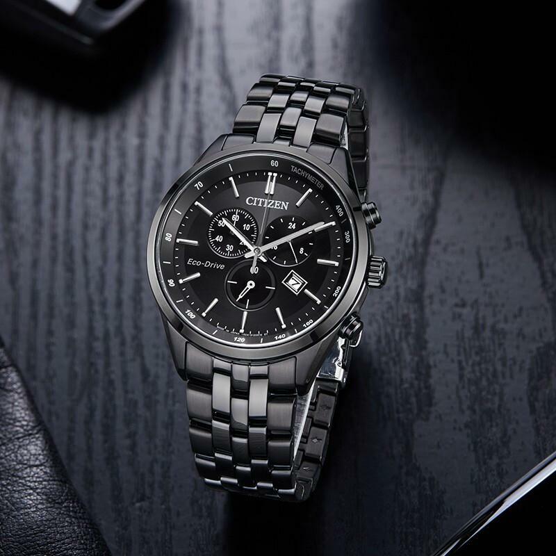 萬年鐘錶 - Citizen 星辰錶  光動能系列  全黑三眼計時男錶  AT2145-86E  錶徑42MM