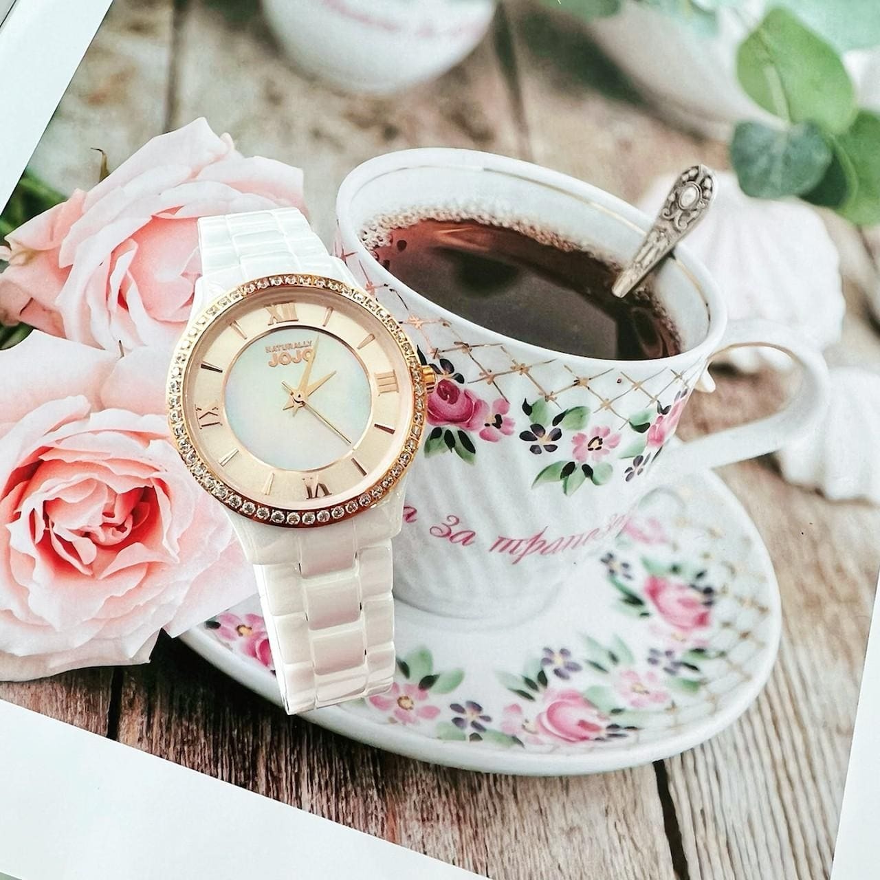 【NATURALLY JOJO】浪漫晶鑽珍珠貝陶瓷腕錶 JO96929-13R 30mm 現代鐘錶