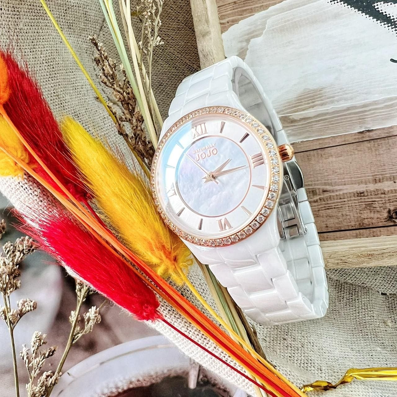 【NATURALLY JOJO】浪漫晶鑽珍珠貝陶瓷腕錶 JO96929-81R 30mm  現代鐘錶