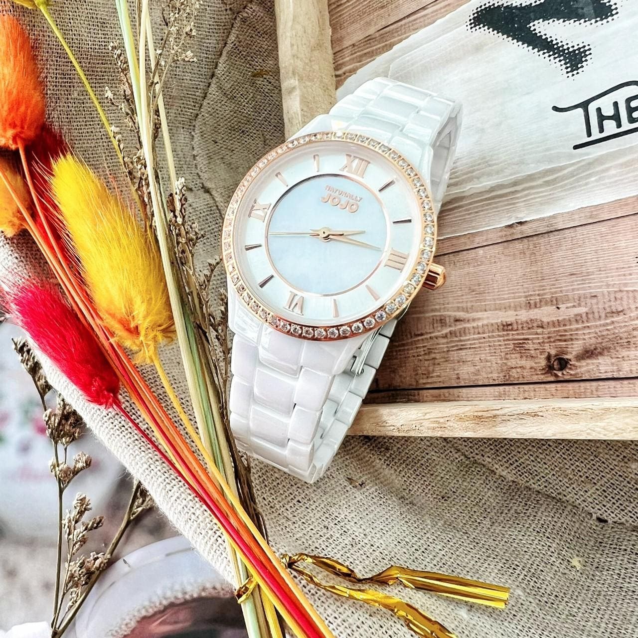 【NATURALLY JOJO】浪漫晶鑽珍珠貝陶瓷腕錶 JO96929-81R 30mm  現代鐘錶