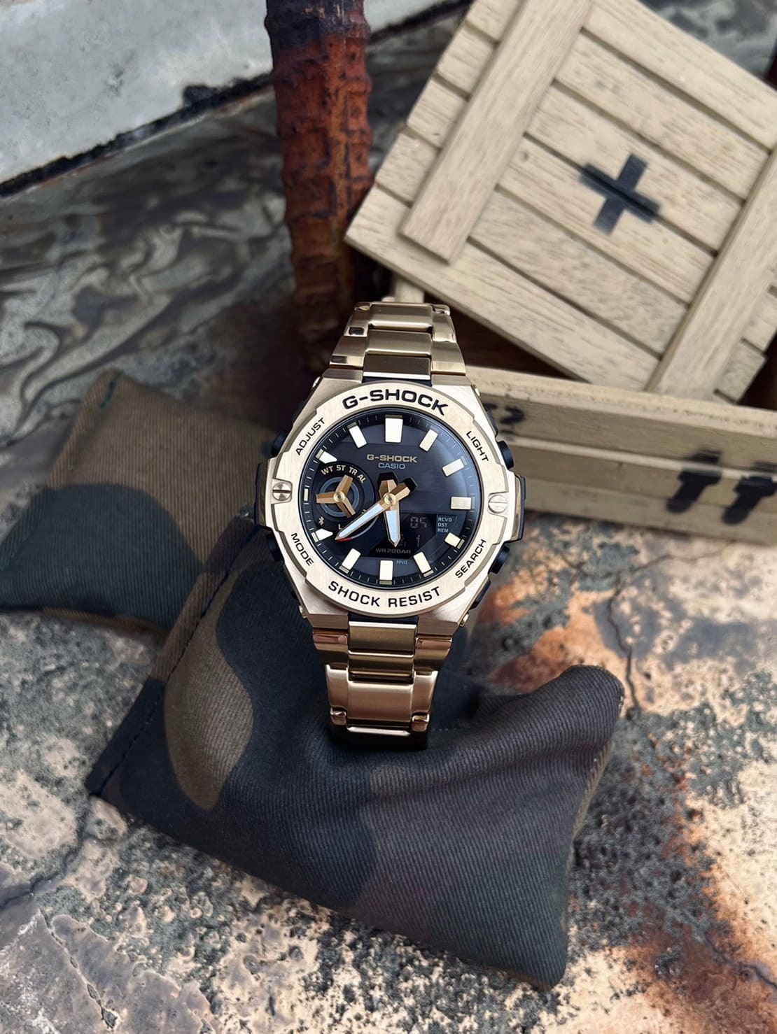 【G-SHOCK】金屬化極致輕薄 GST-B500GD-9A(金) 48.9mm  現代鐘錶