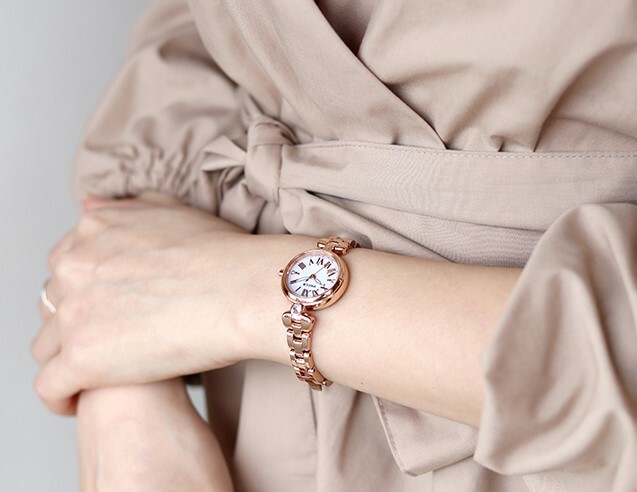 萬年鐘錶 - Citizen - Wicca   幸福月光玫瑰金精緻太陽能女錶  KP5-662-11 錶徑23.5MM