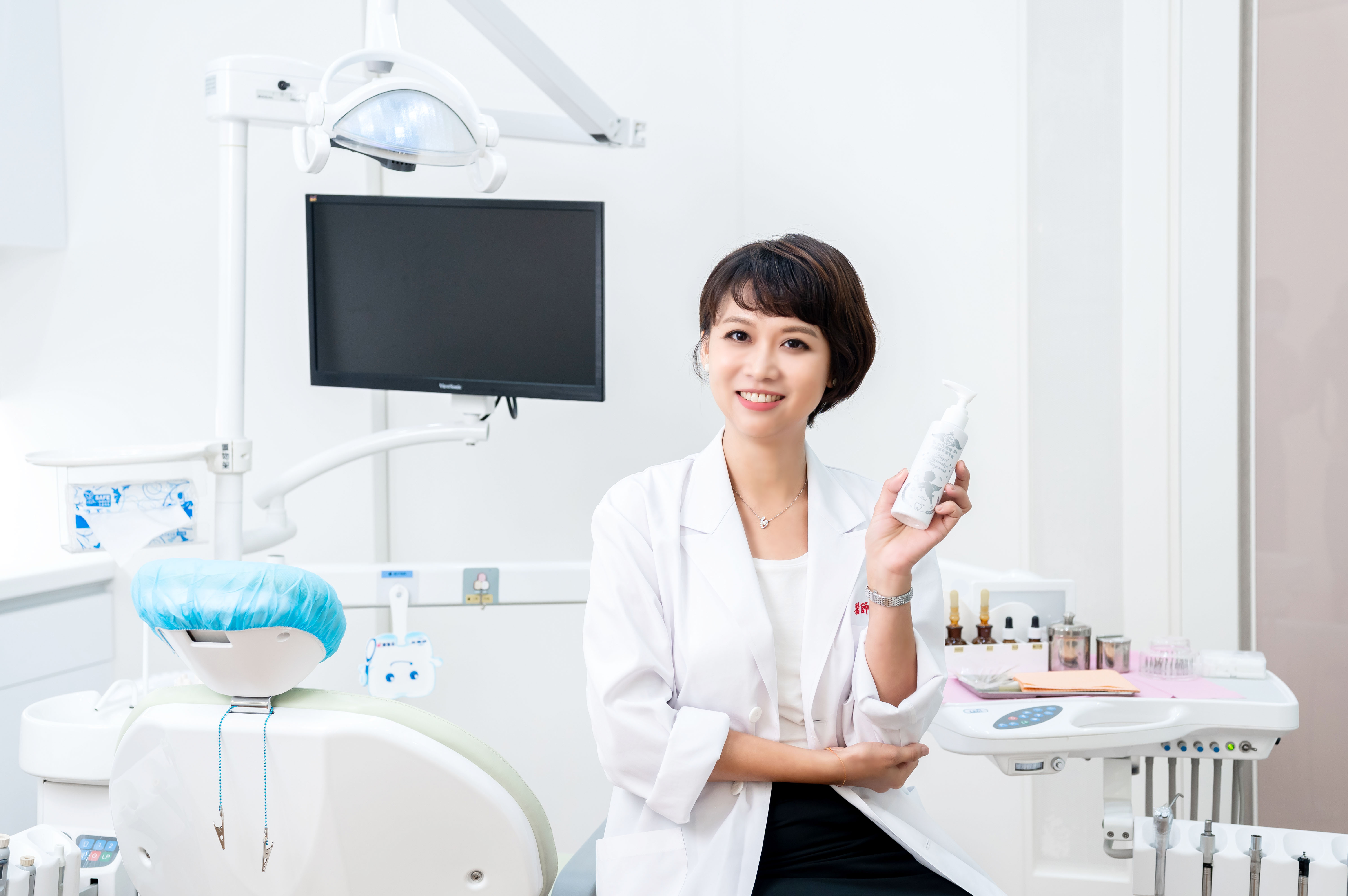 白色翅膀潔牙夜