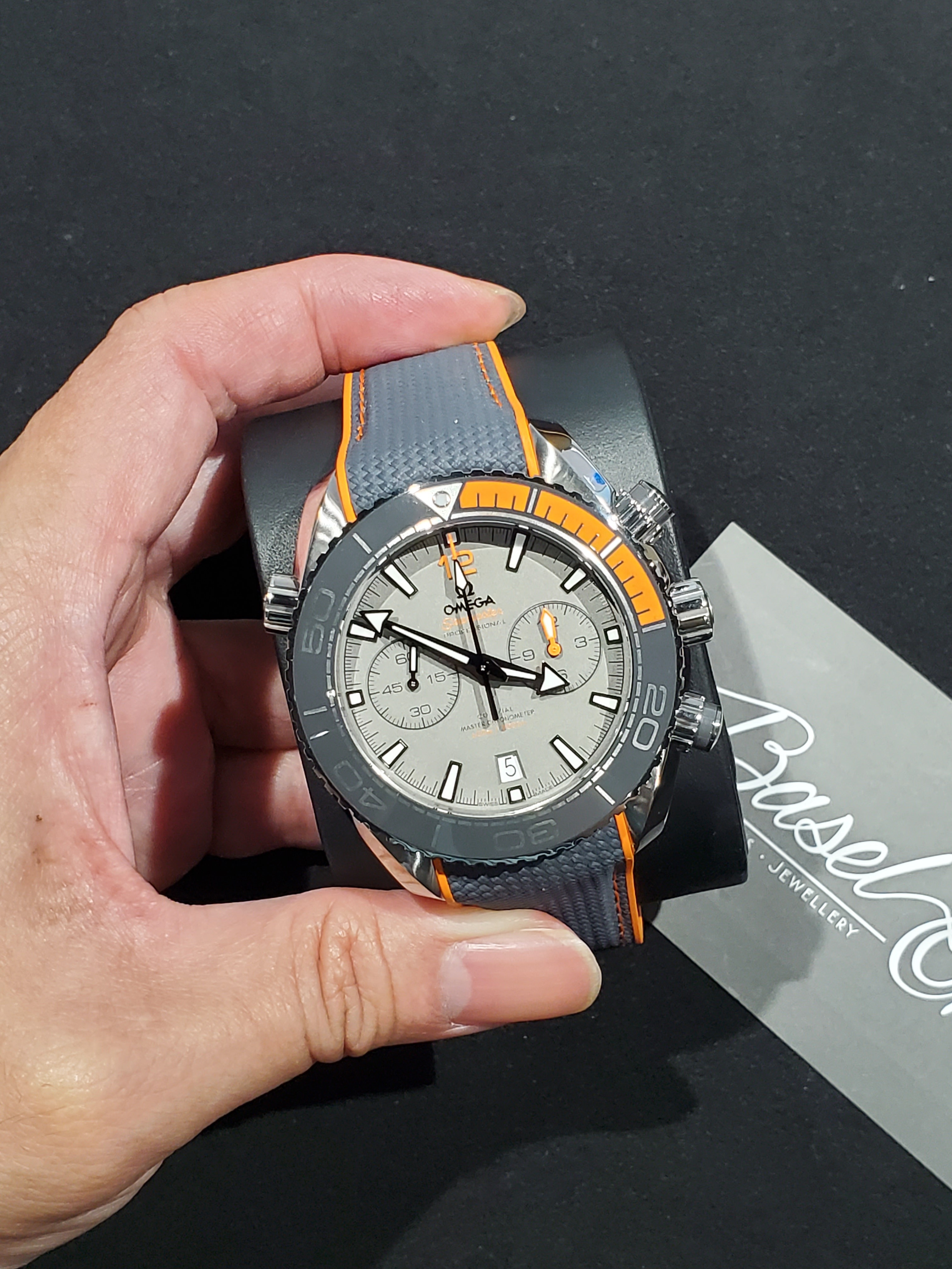 Omega planet shop ocean 45mm orange