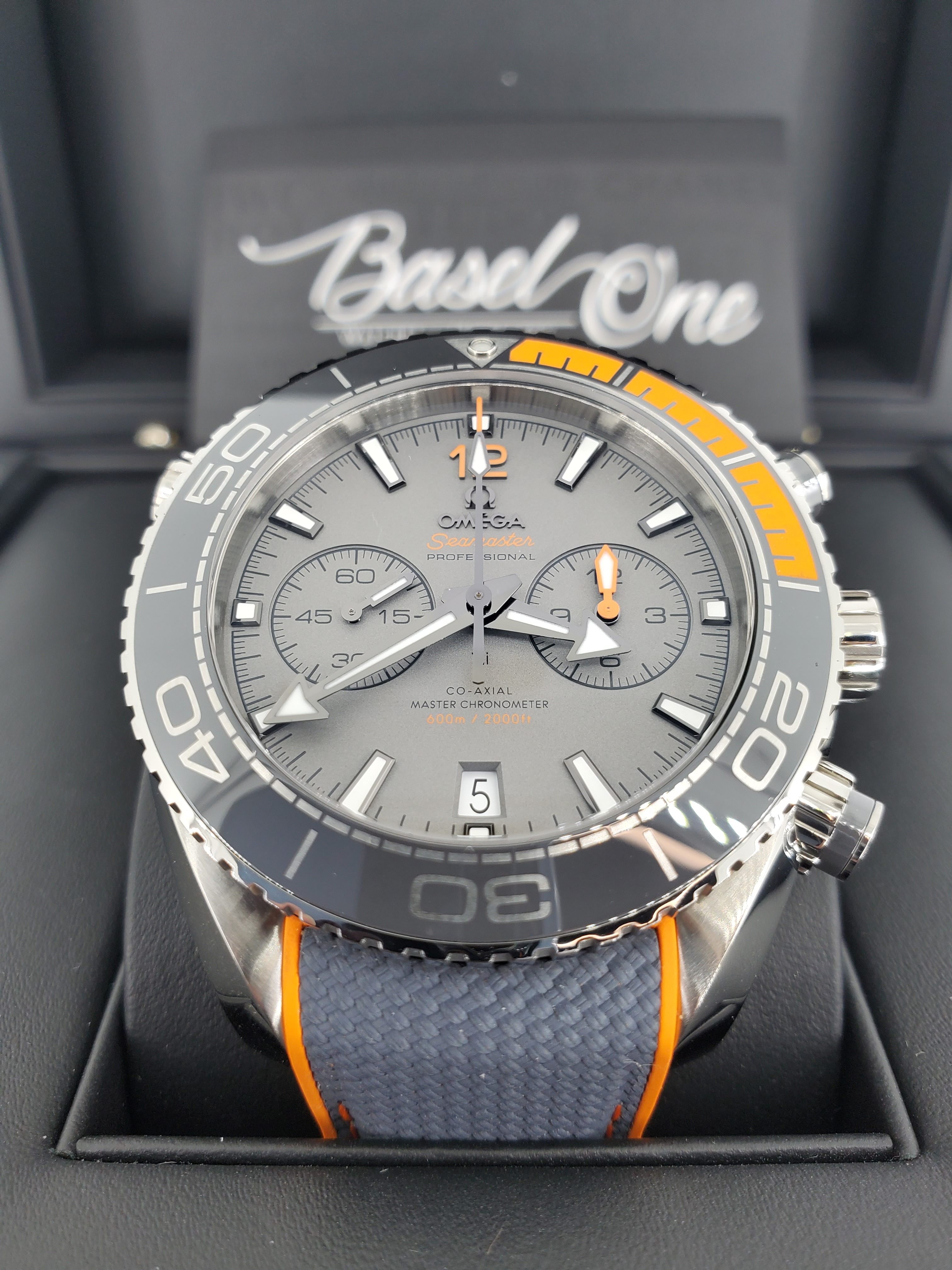 DISCONTINUED BRAND NEW OMEGA SEAMASTER 215.92.46.51.99.001 21592465199001 PLANET OCEAN 600M GREY AND ORANGE TITANIUM CO‑AXIAL MASTER CHRONOMETER 45 MM