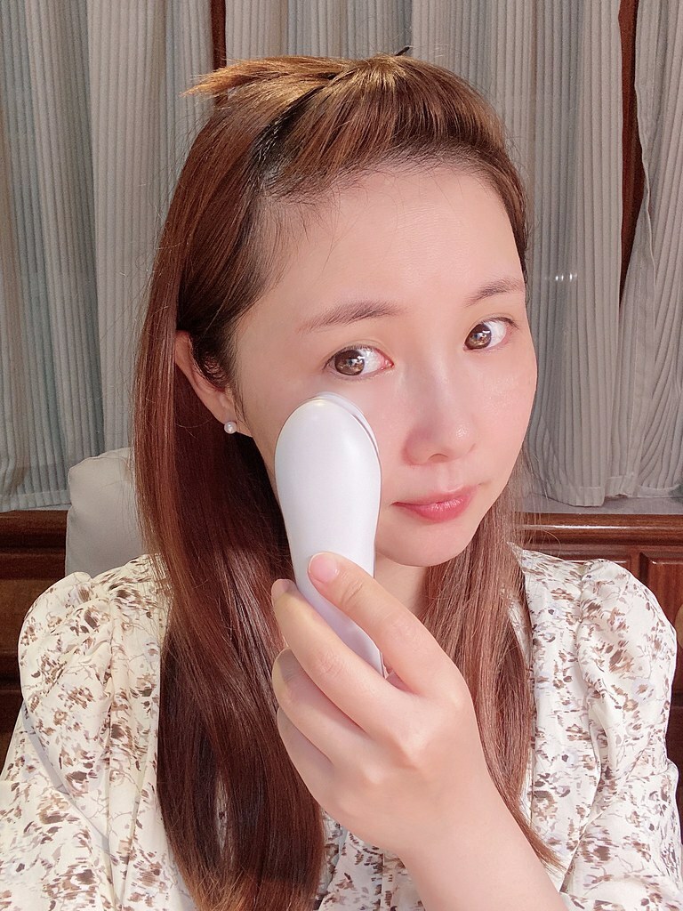 番茄媽媽推薦冷暖緊膚震動按摩美容導入儀，送給媽媽最棒的禮物