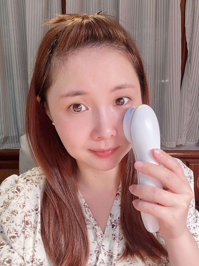 番茄媽媽推薦冷暖緊膚震動按摩美容導入儀，送給媽媽最棒的禮物