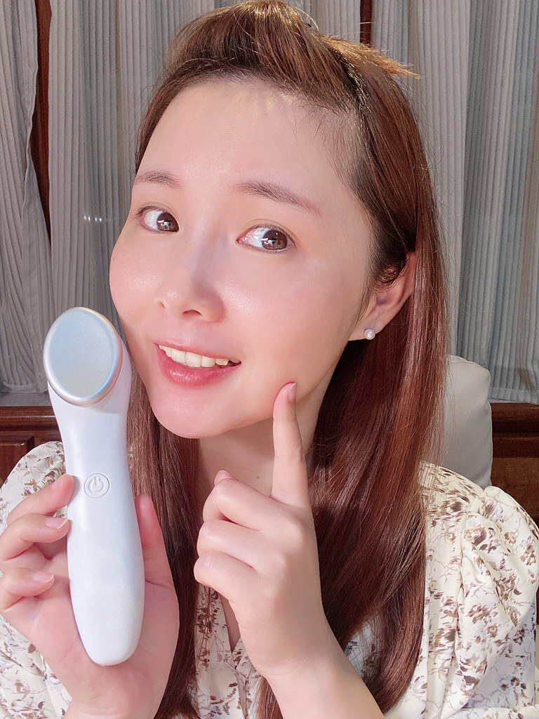 番茄媽媽推薦冷暖緊膚震動按摩美容導入儀，送給媽媽最棒的禮物