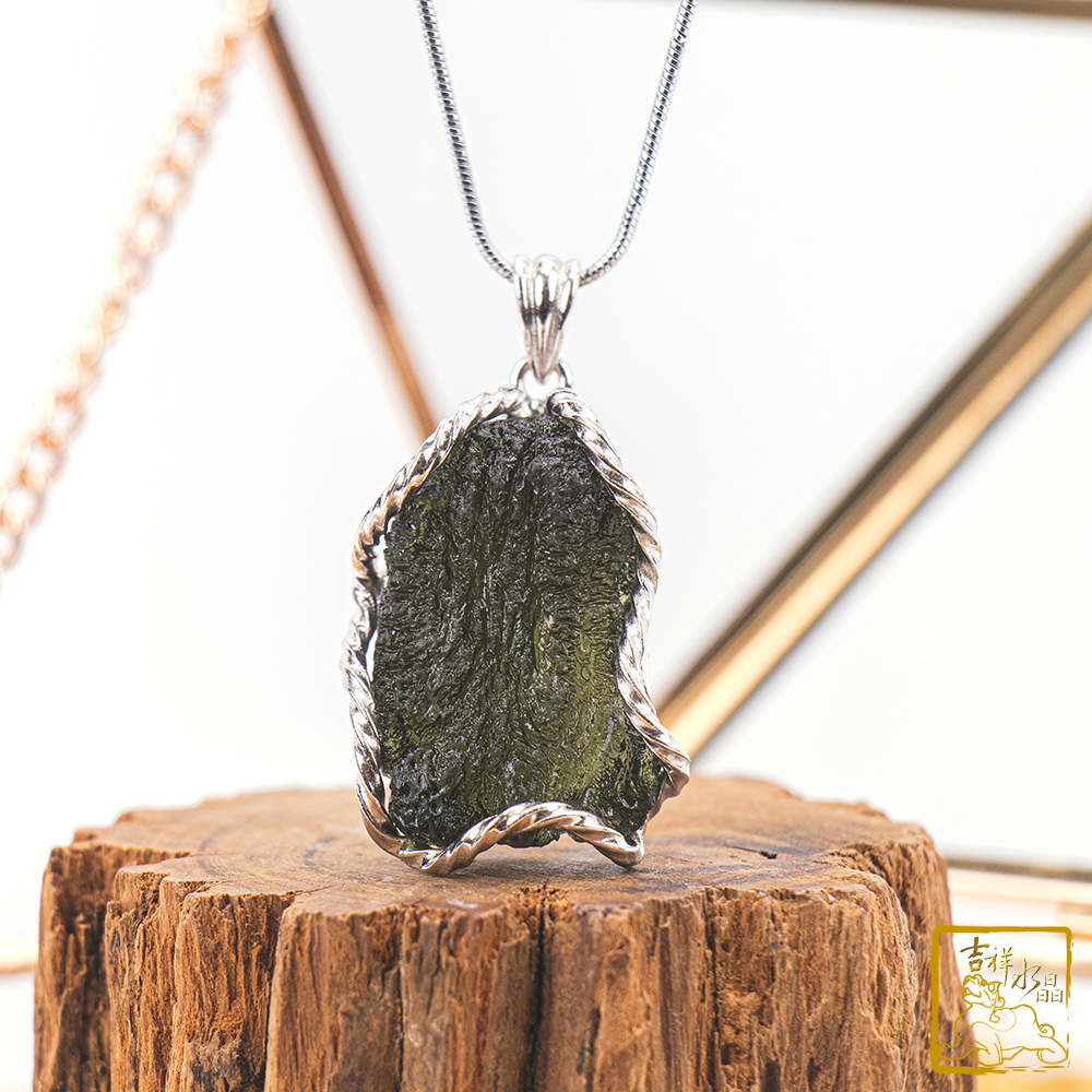 莫爾道玻隕石-捷克隕石墜 12.7g 除病氣晦氣