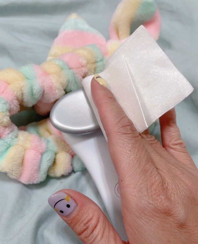 野姜花胡蝶+波掬子推薦冷暖緊膚震動按摩美容導入儀，保養事半功倍