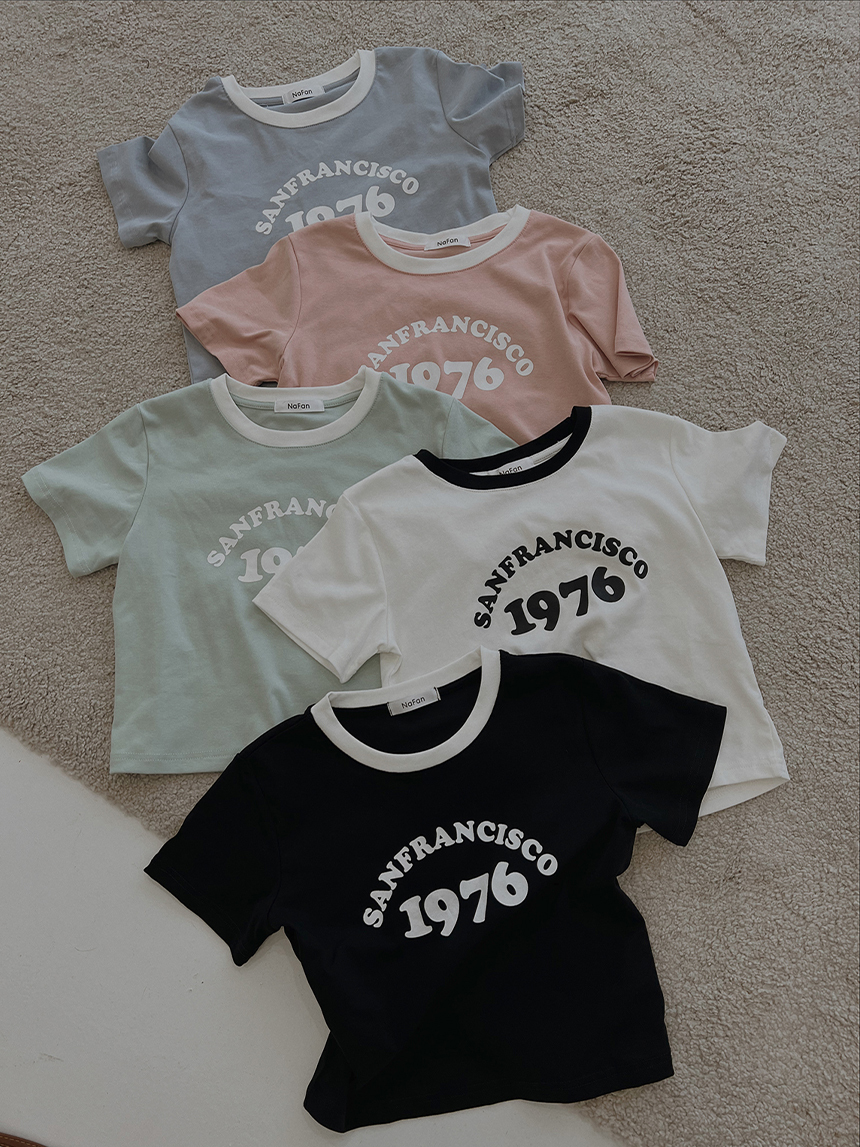 1976滾邊短版合身字母上衣*5色