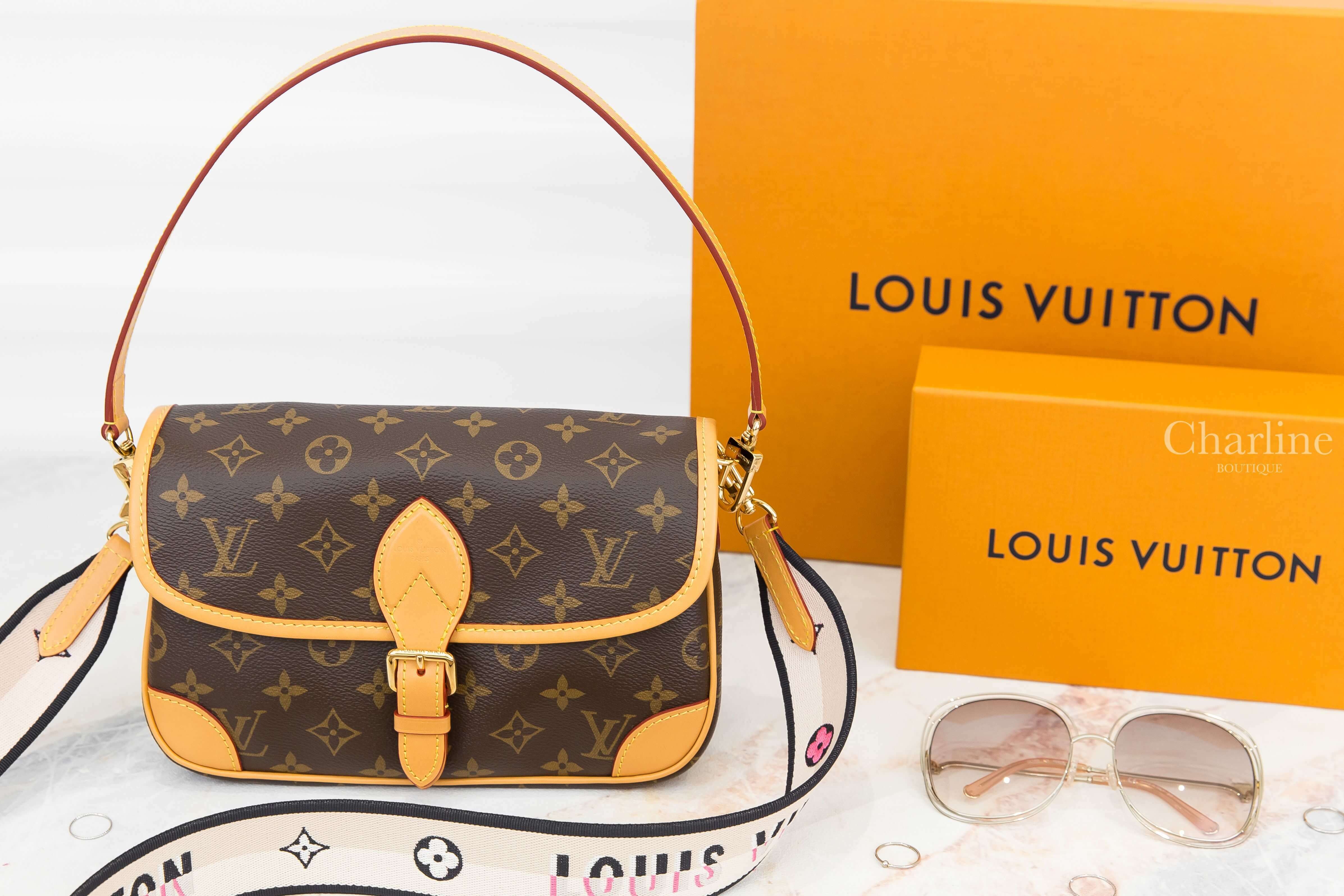 Louis Vuitton Diane 咖啡色老花帆布米色刺繡黑滾邊寬背帶小牛皮提把手提肩背包-Charline Boutique 精品代購
