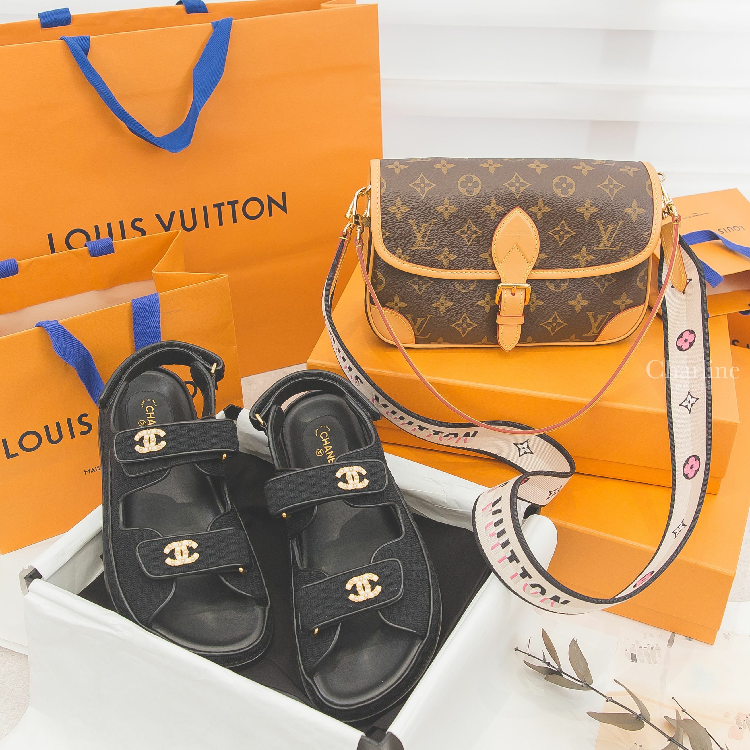 Louis Vuitton Diane 咖啡色老花帆布米色刺繡黑滾邊寬背帶小牛皮提把手提肩背包,Chanel Sandal 黑色金珍珠CC魔鬼氈毛線針織涼鞋-Charline Boutique 精品代購