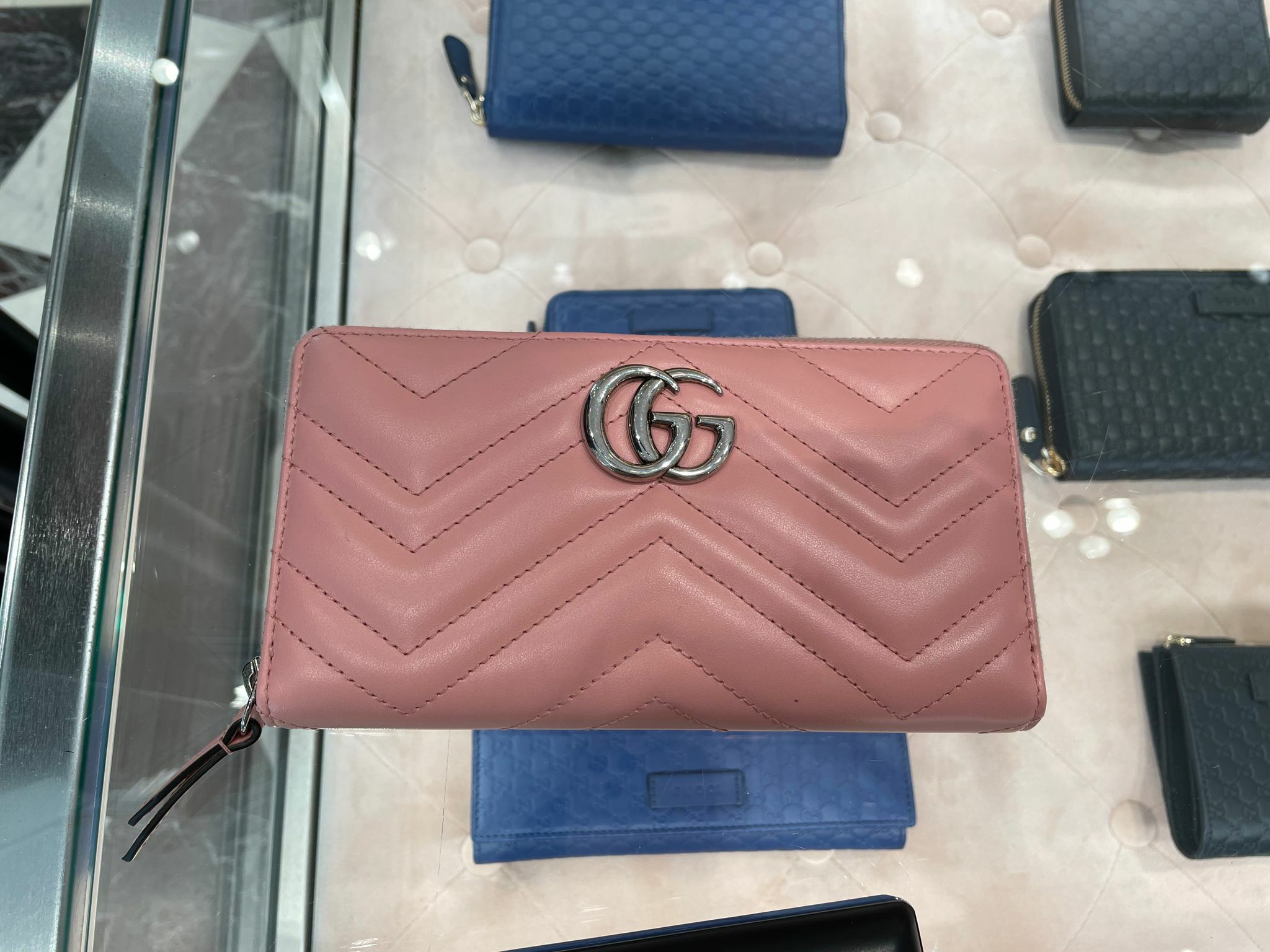 GUCCI PINK MARMONT LONG WALLET WITH FLAP