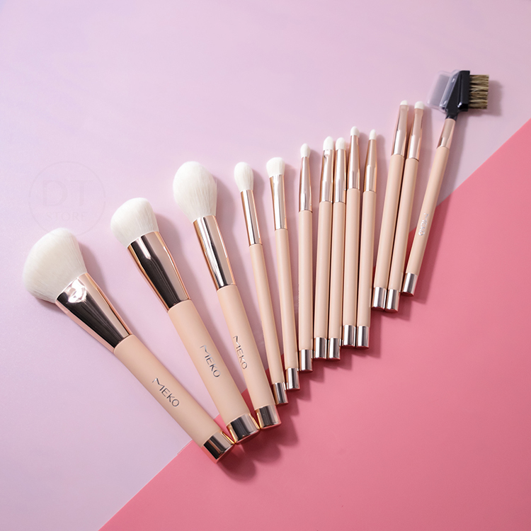 MEKO 磁力粉嫩專業刷具 台灣製造【AQ041】