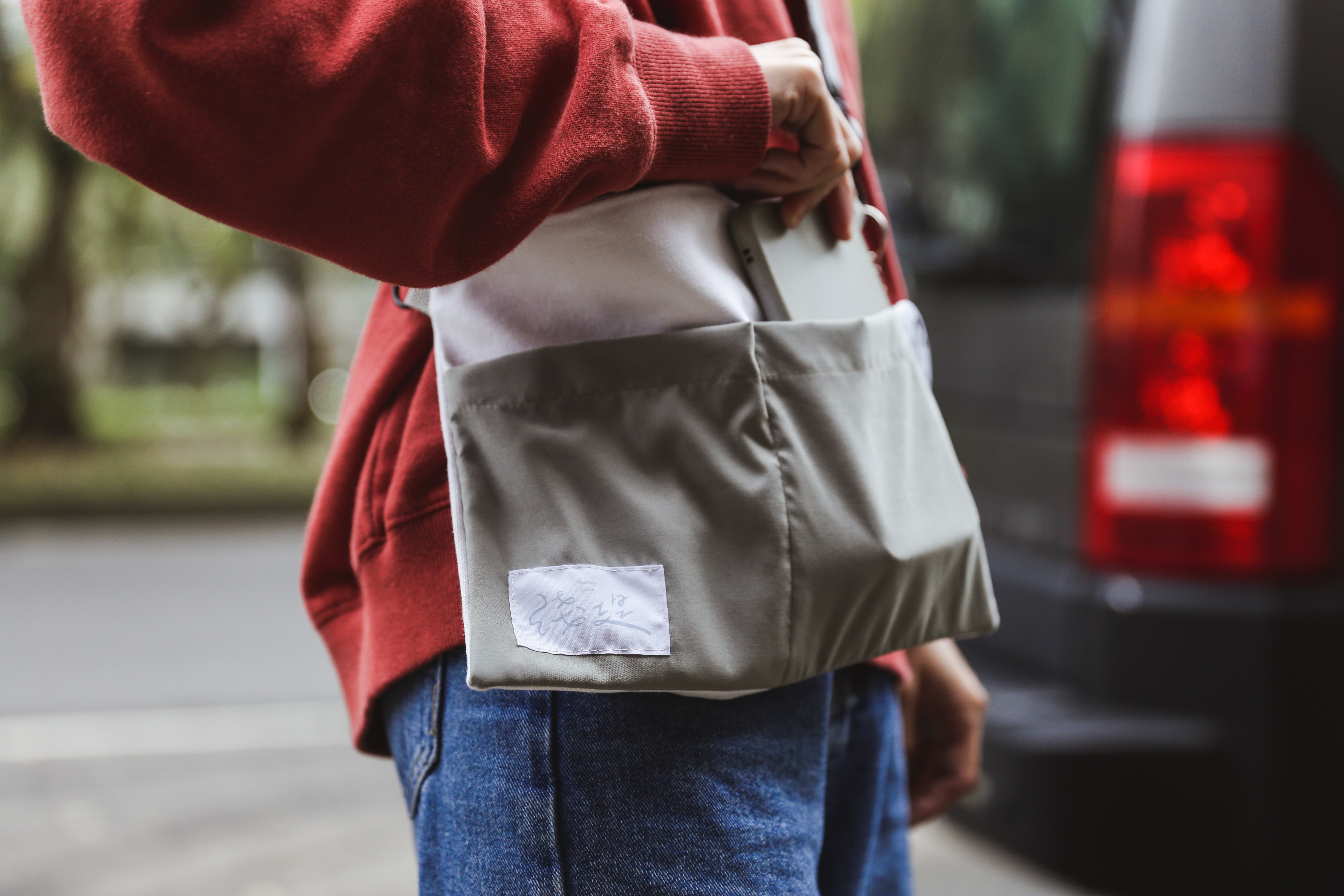 【淺堤 Shallow Levée】山系防潑水側背小包