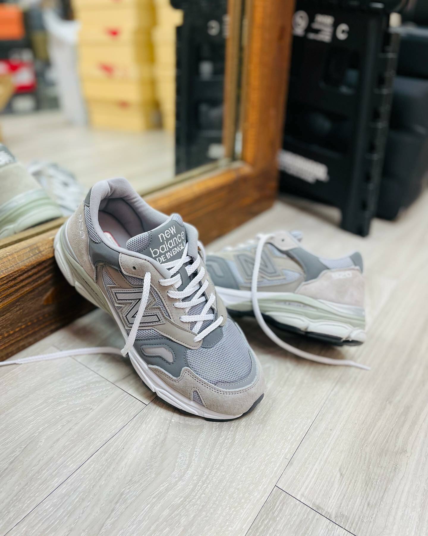 {現貨} New Balance M920GRY - Made In England