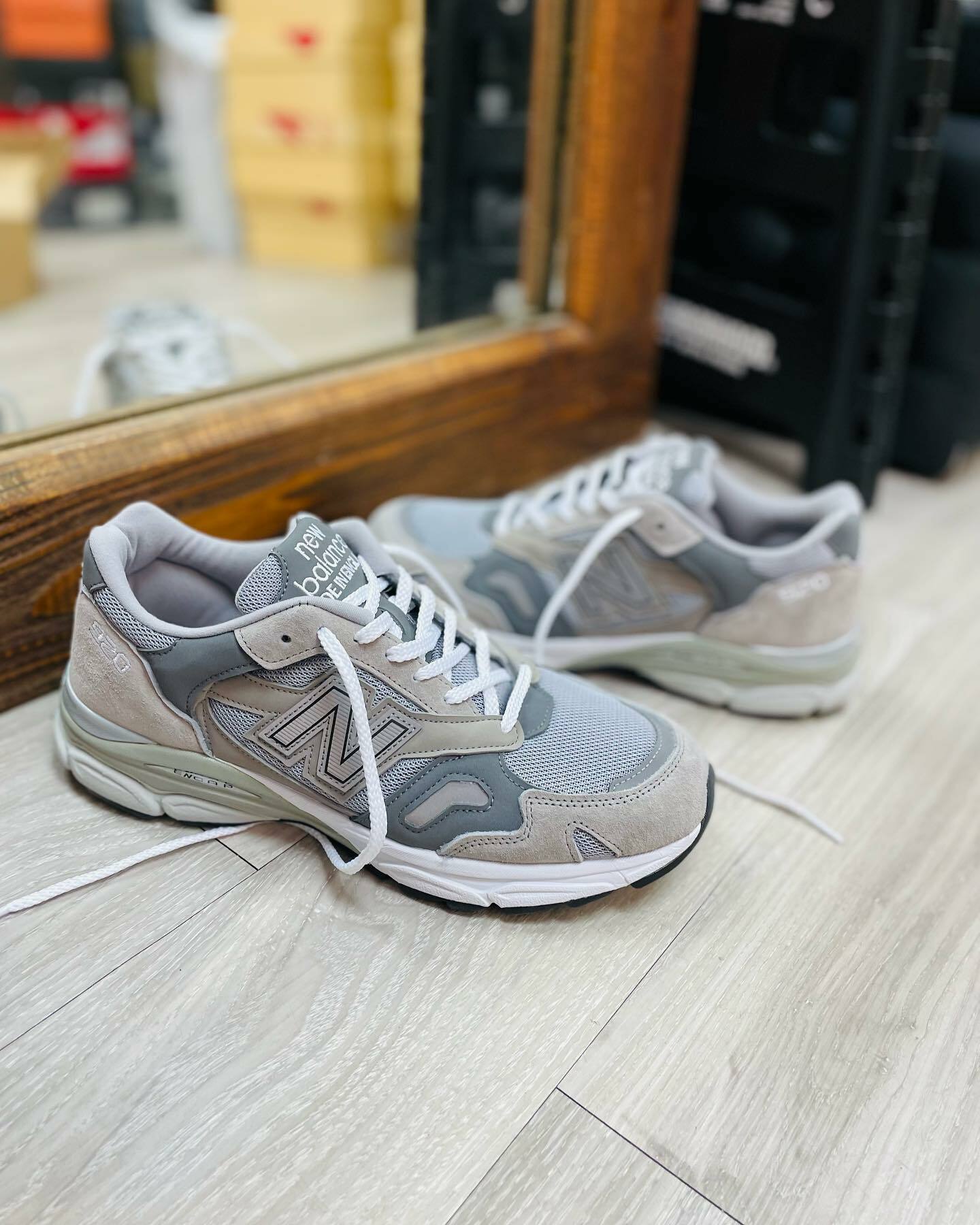 {現貨} New Balance M920GRY - Made In England