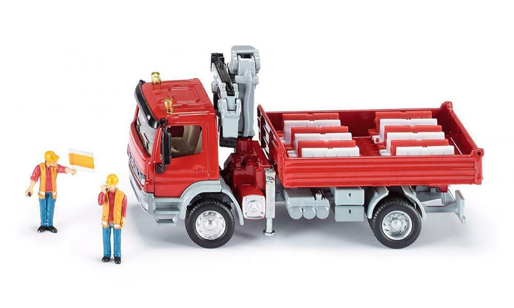 MERCEDES ATEGO WITH CRANE S3534