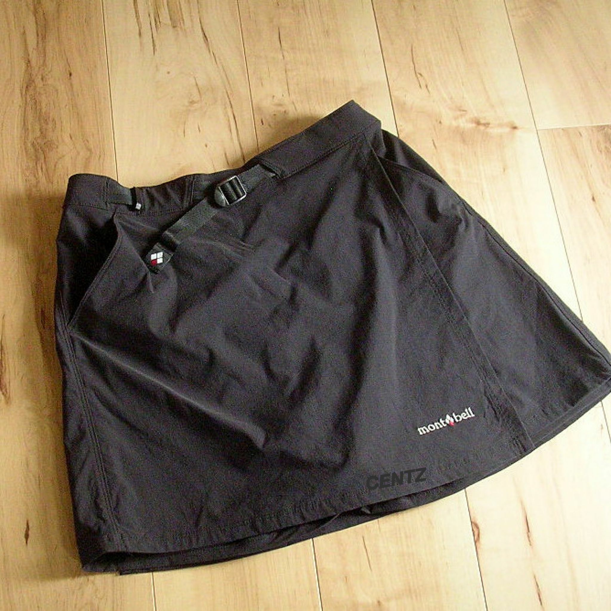 mont-bell Women's Stretch O.D. Wrap Shorts [1105583]