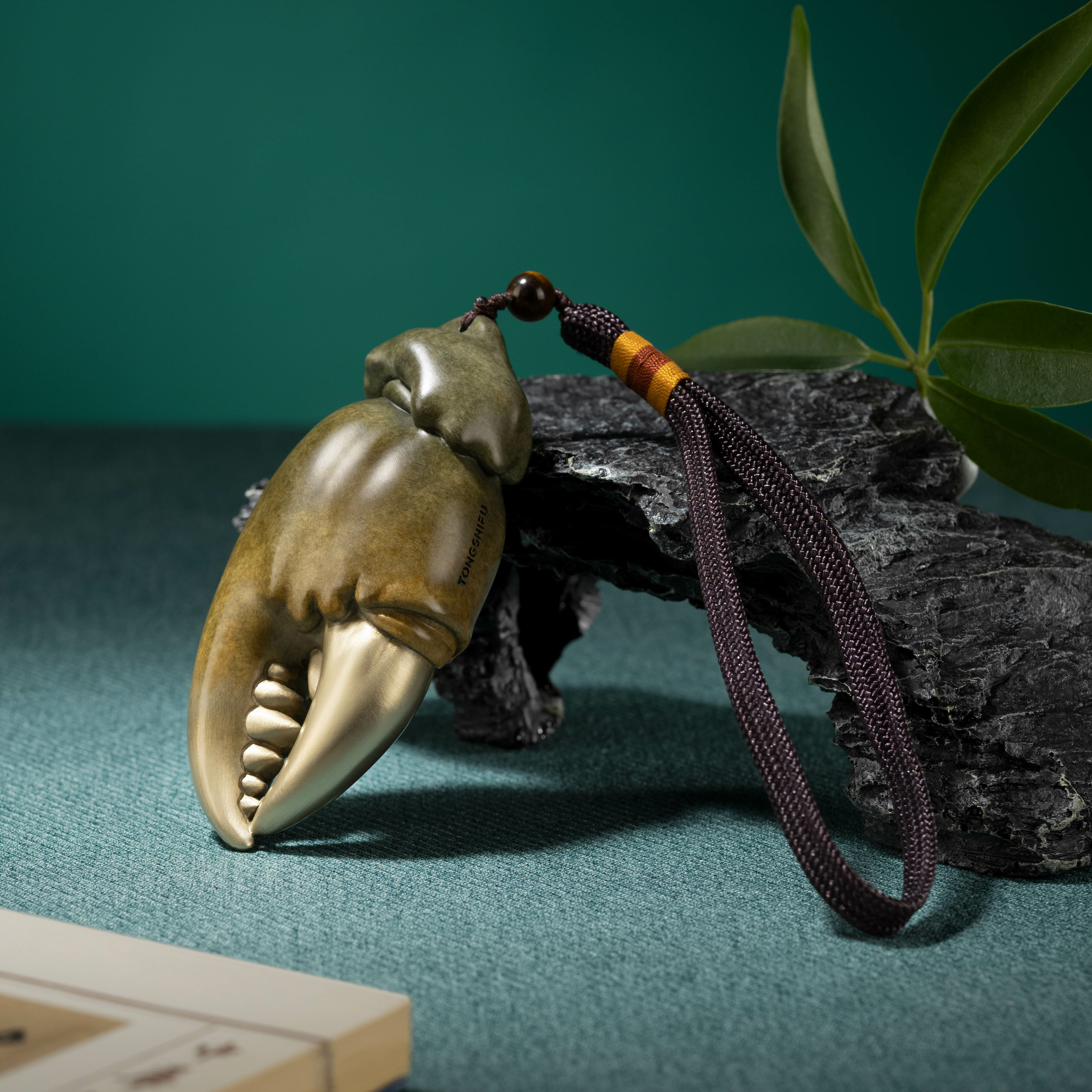 手中有錢(手中有鉗)