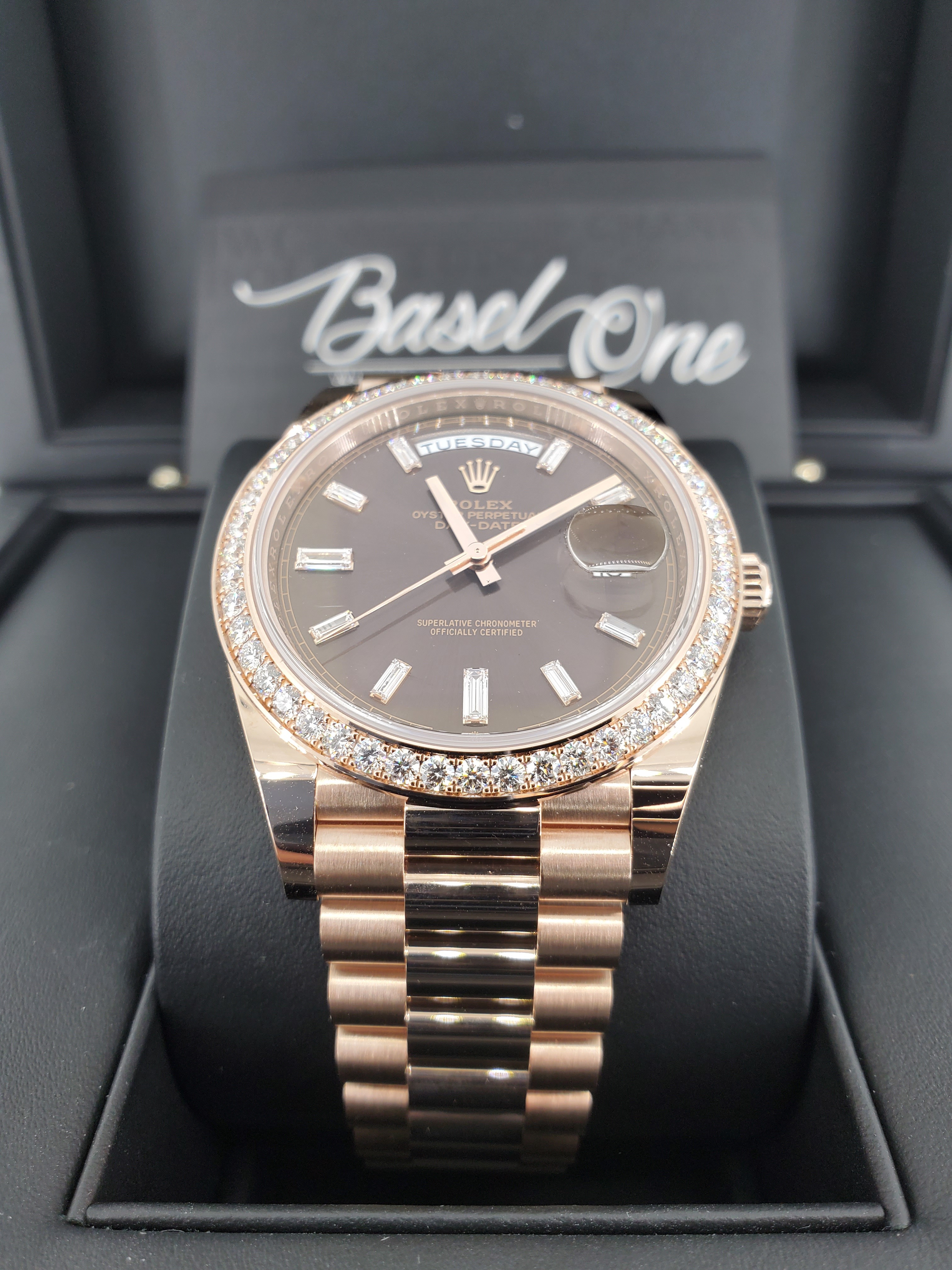 BRAND NEW ROLEX 228345A 228345 DAY-DATE 40 CHOCOLATE DIAL WITH DIAMOND EVEROSE GOLD PRESIDENT STRAP 40 MM