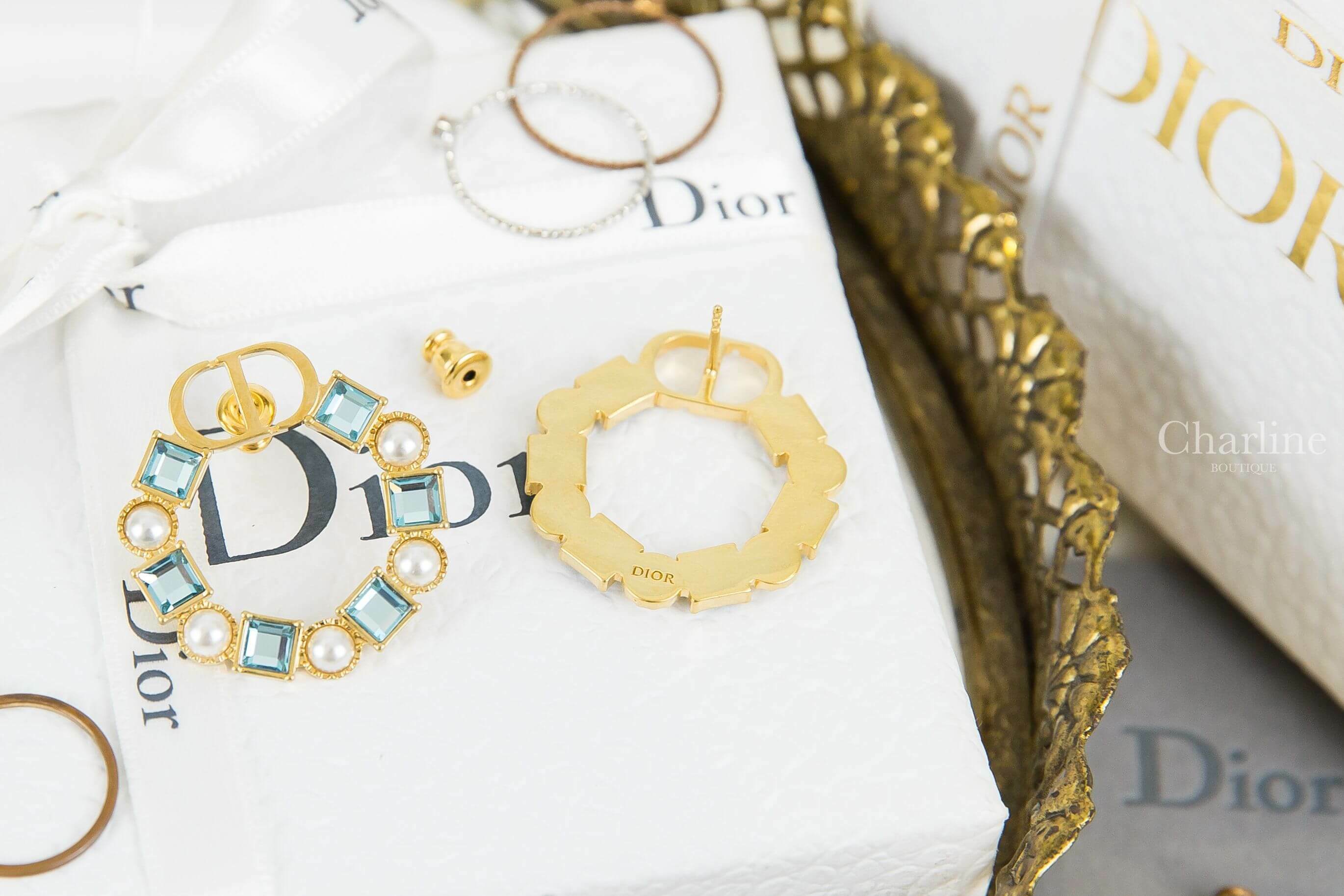 Dior Petit CD Earrings 金色CD白色珍珠淺藍色水晶圓形耳環-Charline Boutique 精品代購