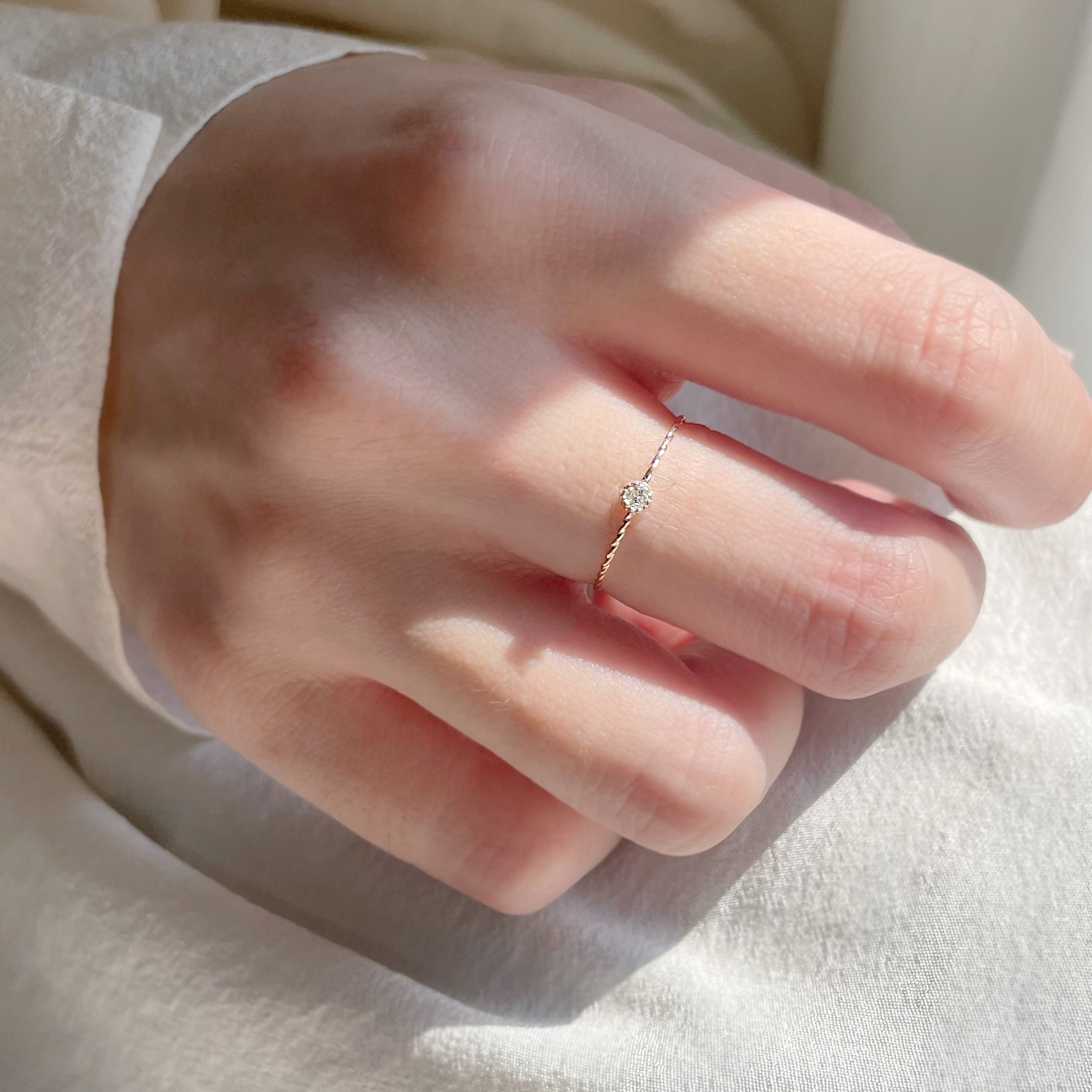 14K mini包邊蛋糕真鑽細戒