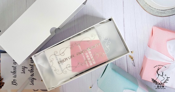 黃小燁推薦冷暖緊膚震動按摩導入儀，每天五分鐘全臉保養。