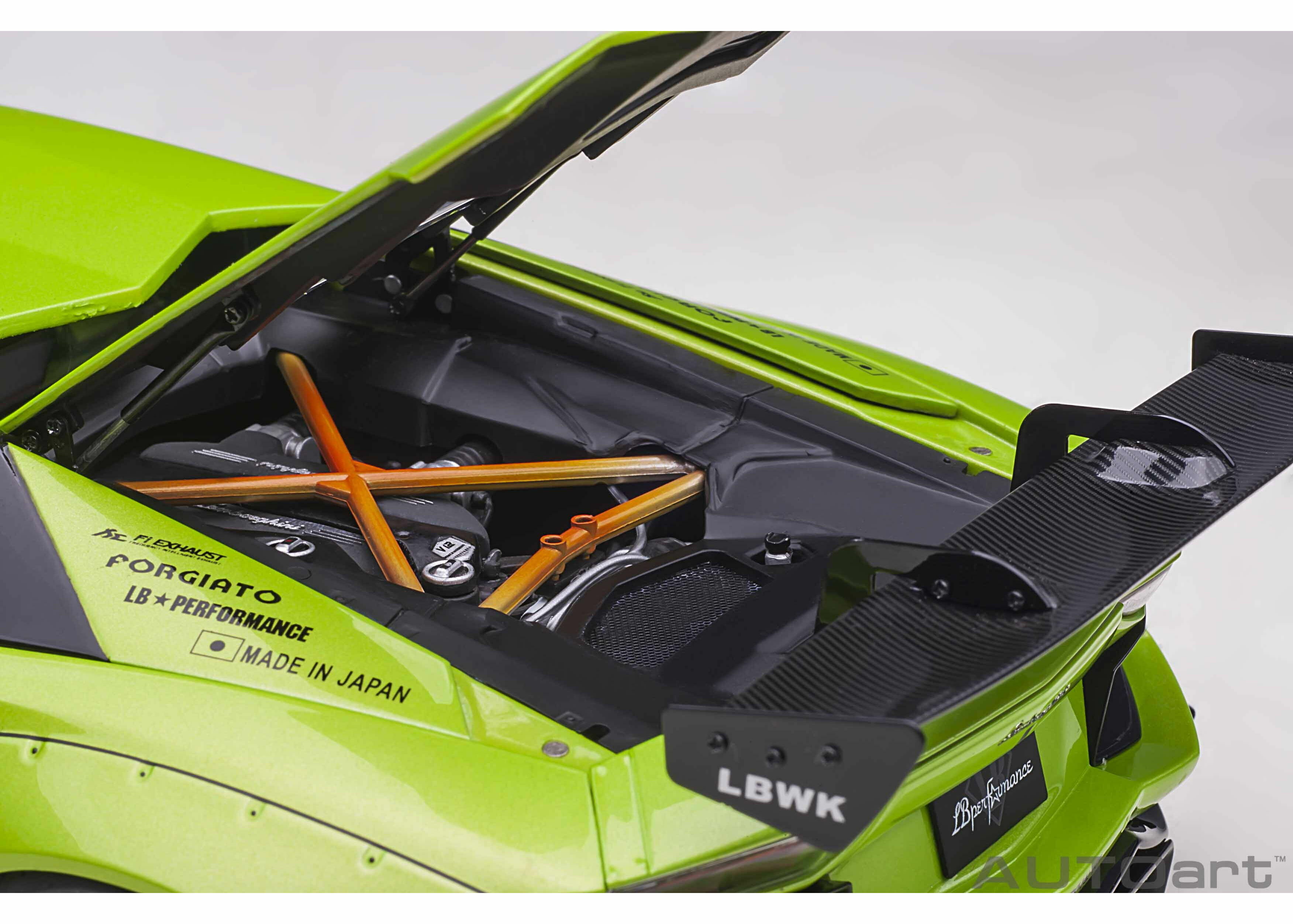 1:18 AUTOART LIBERTÉ Walk lb-Works Lamborghini Aventador Pearl Vert