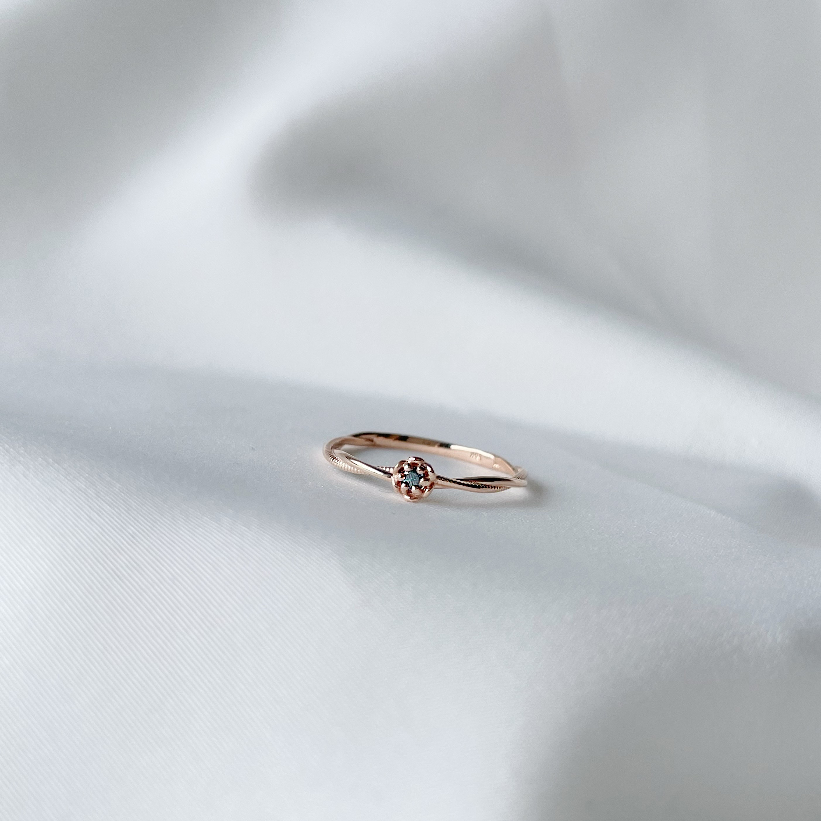 14K梔子花藍鑽戒指