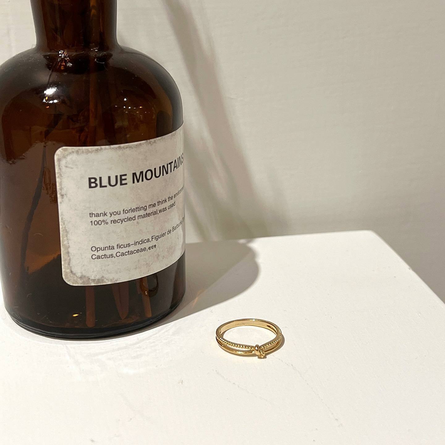 韓國極細雙條扭結戒指/尾戒。三色