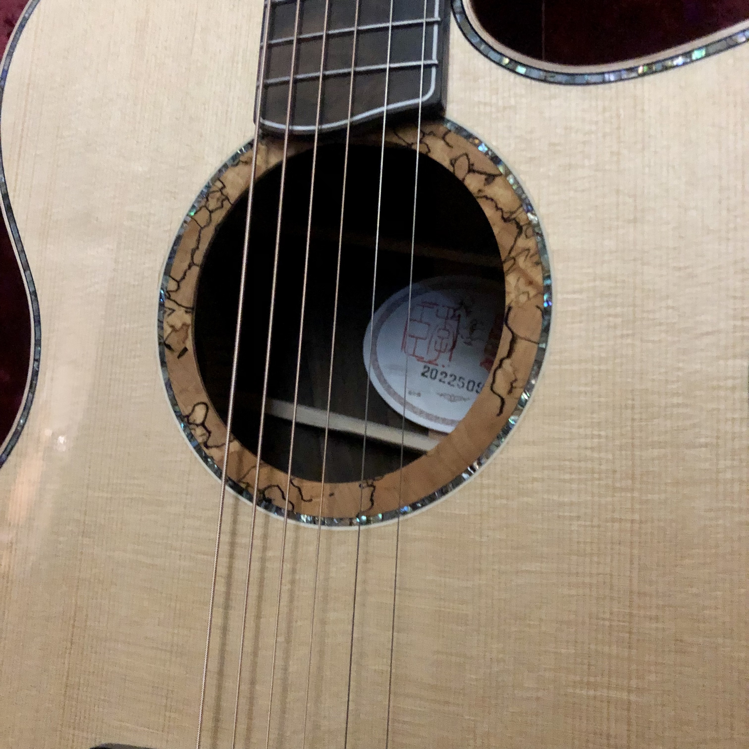 弦墨 弦墨 HsienMo 尖缺角 破布木 全單 木吉他 第 3 張圖片｜三峽吉他 / Bass