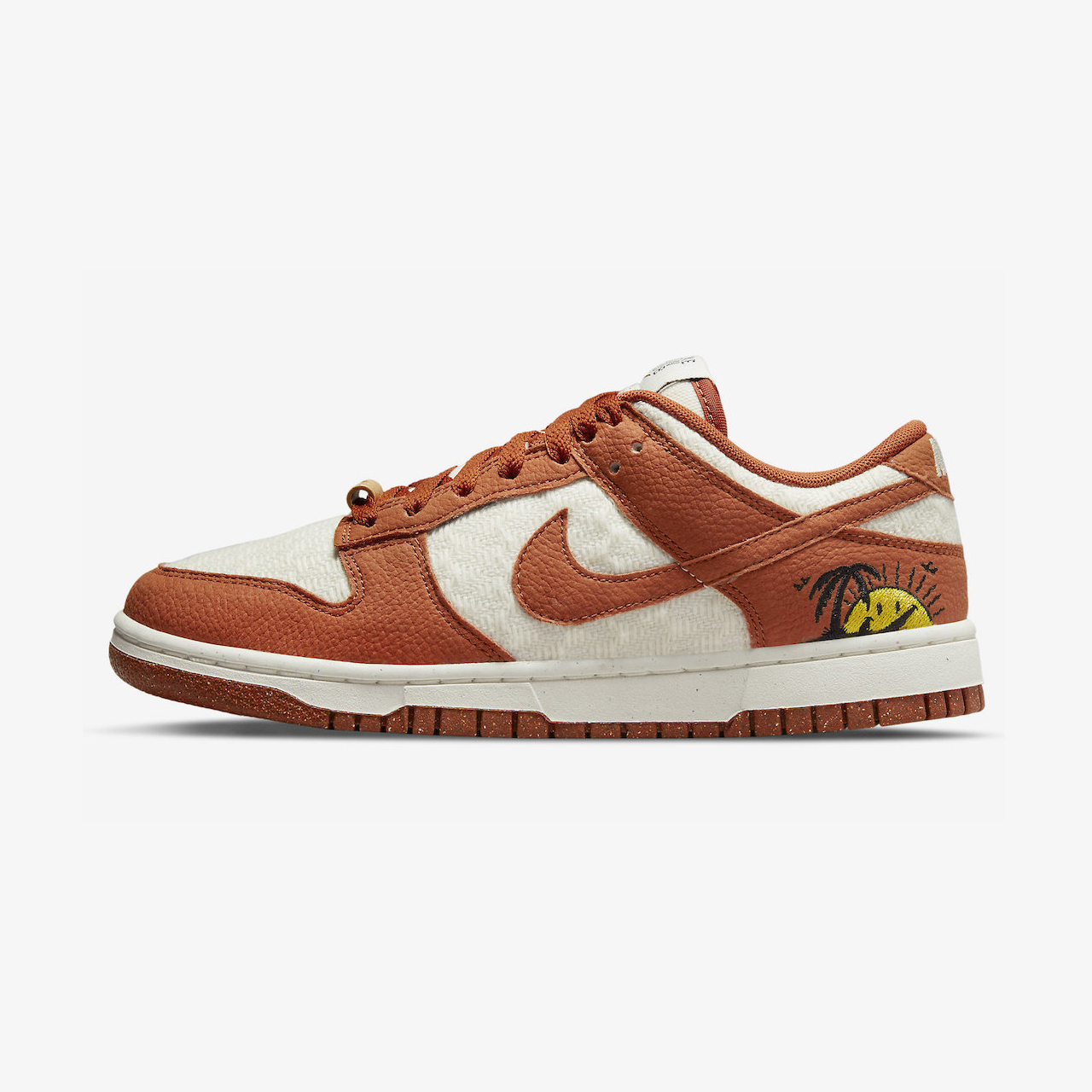 W NIKE DUNK LOW SE 